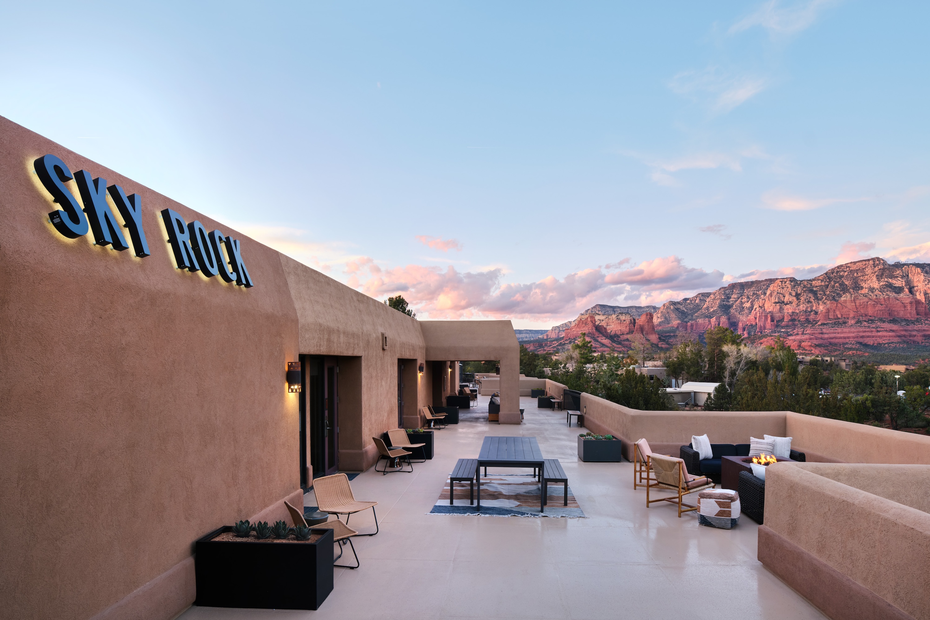 sky-rock-sedona-exterior