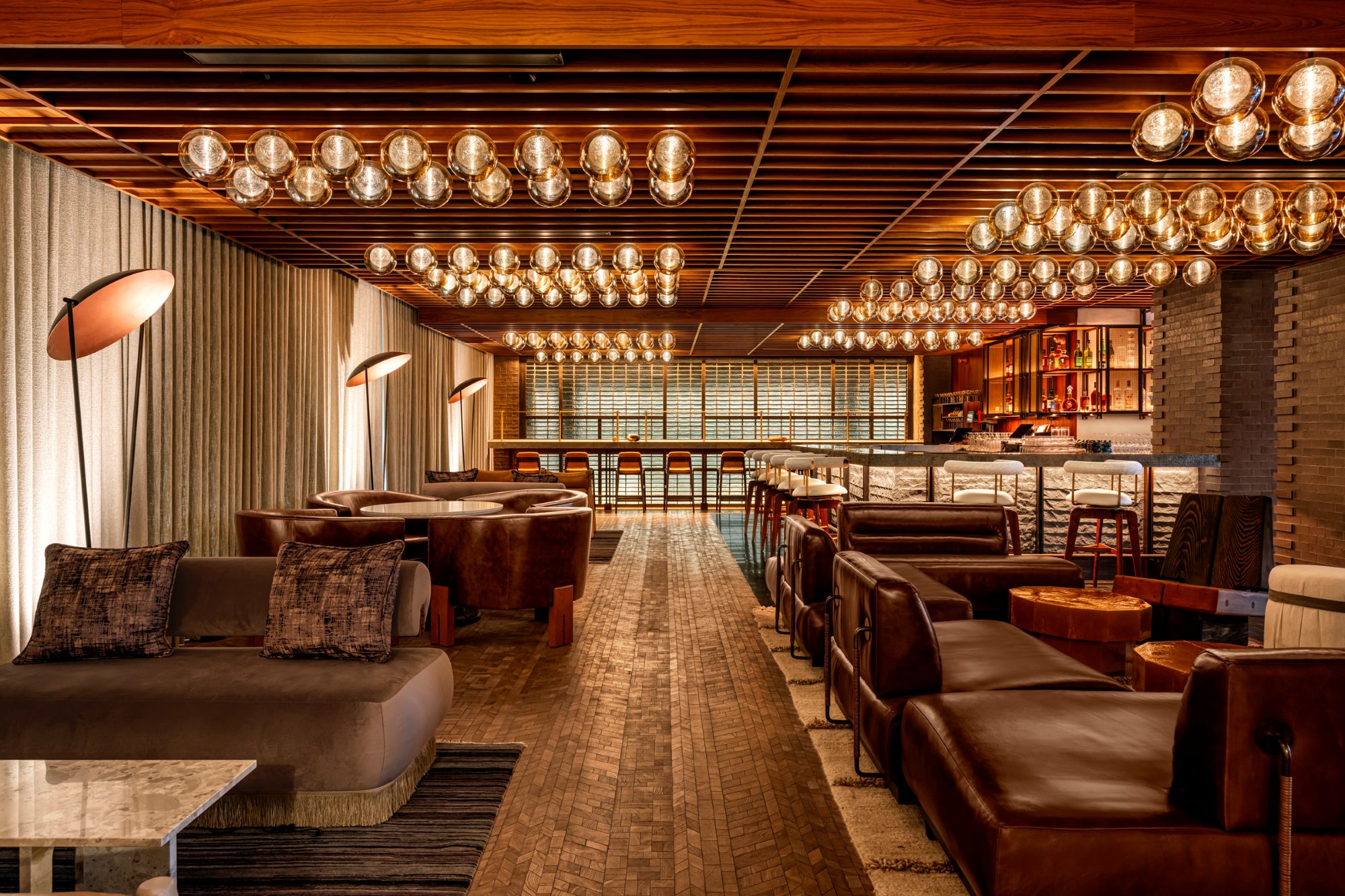 kauboi-whiskey-bar