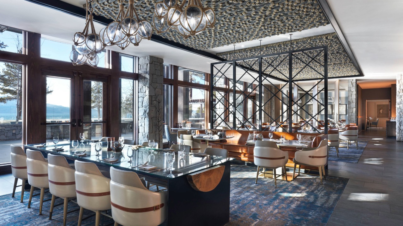 bistro-dining-room