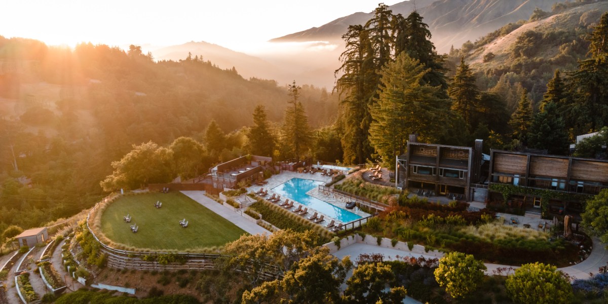 Beloved Big Sur Institutions Threatened as Timber Fire Grows