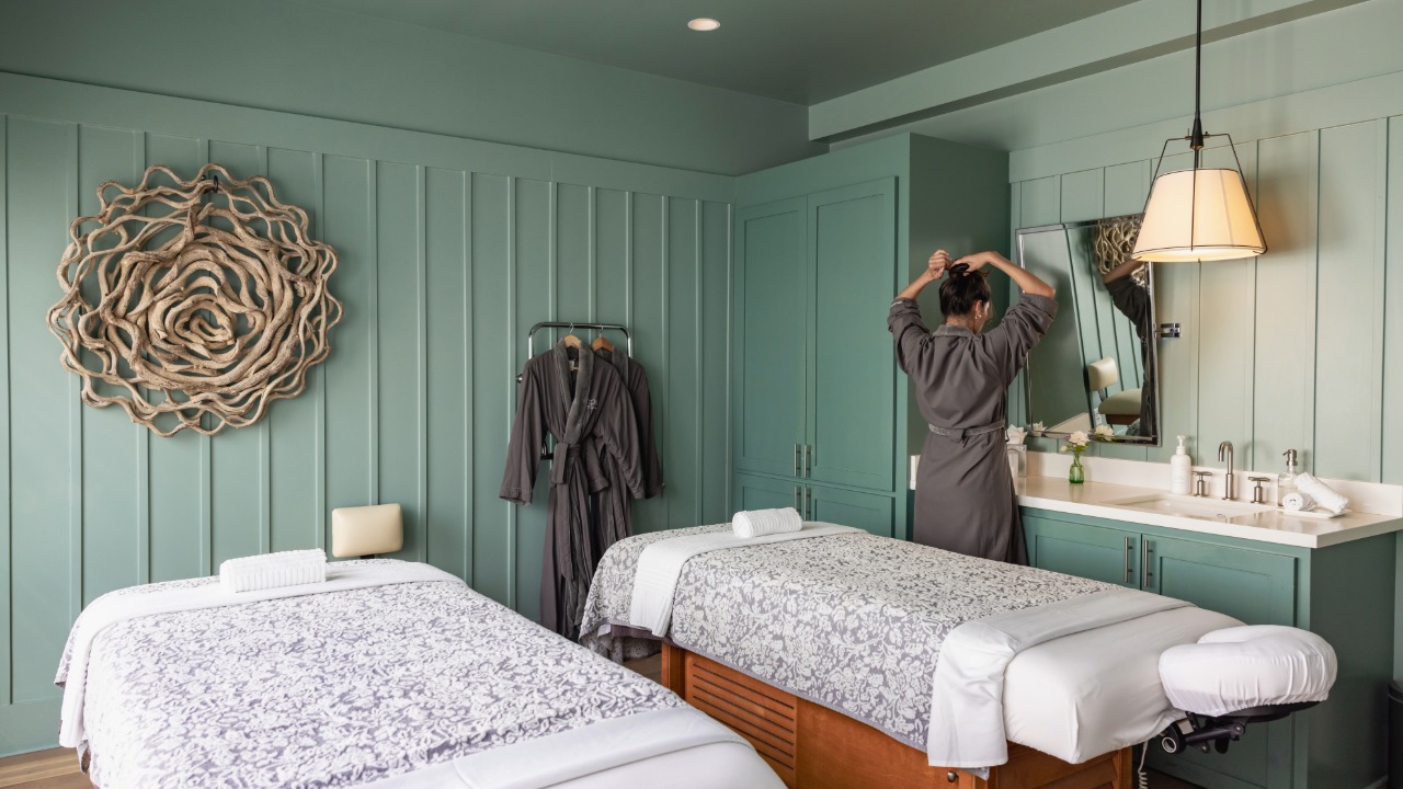 treatment-room-at-spa-at-carneros
