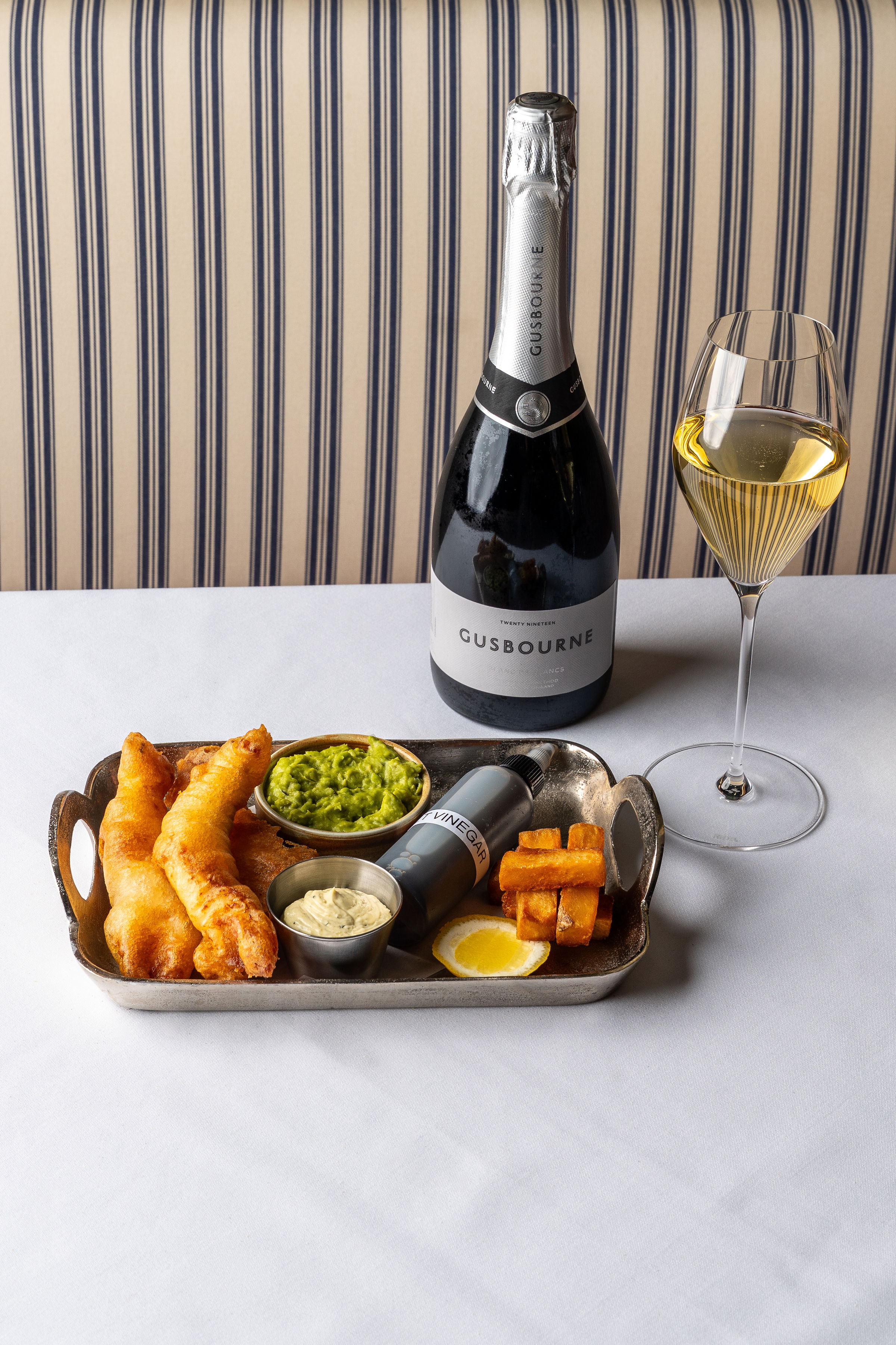 traditional-fish-chips-with-english-sparkling-wine