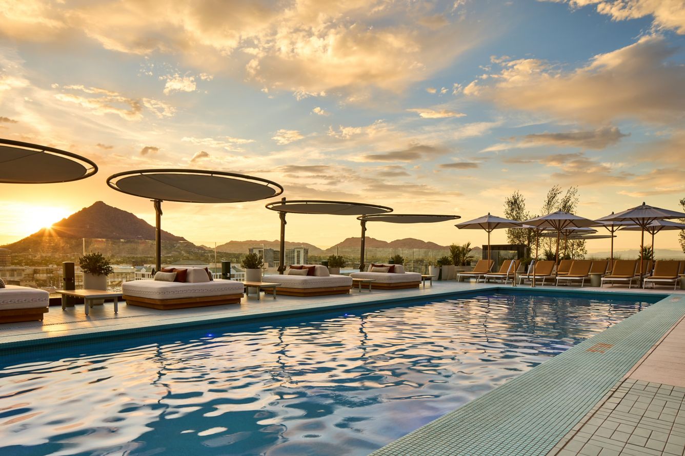 allegra-rooftop-pool