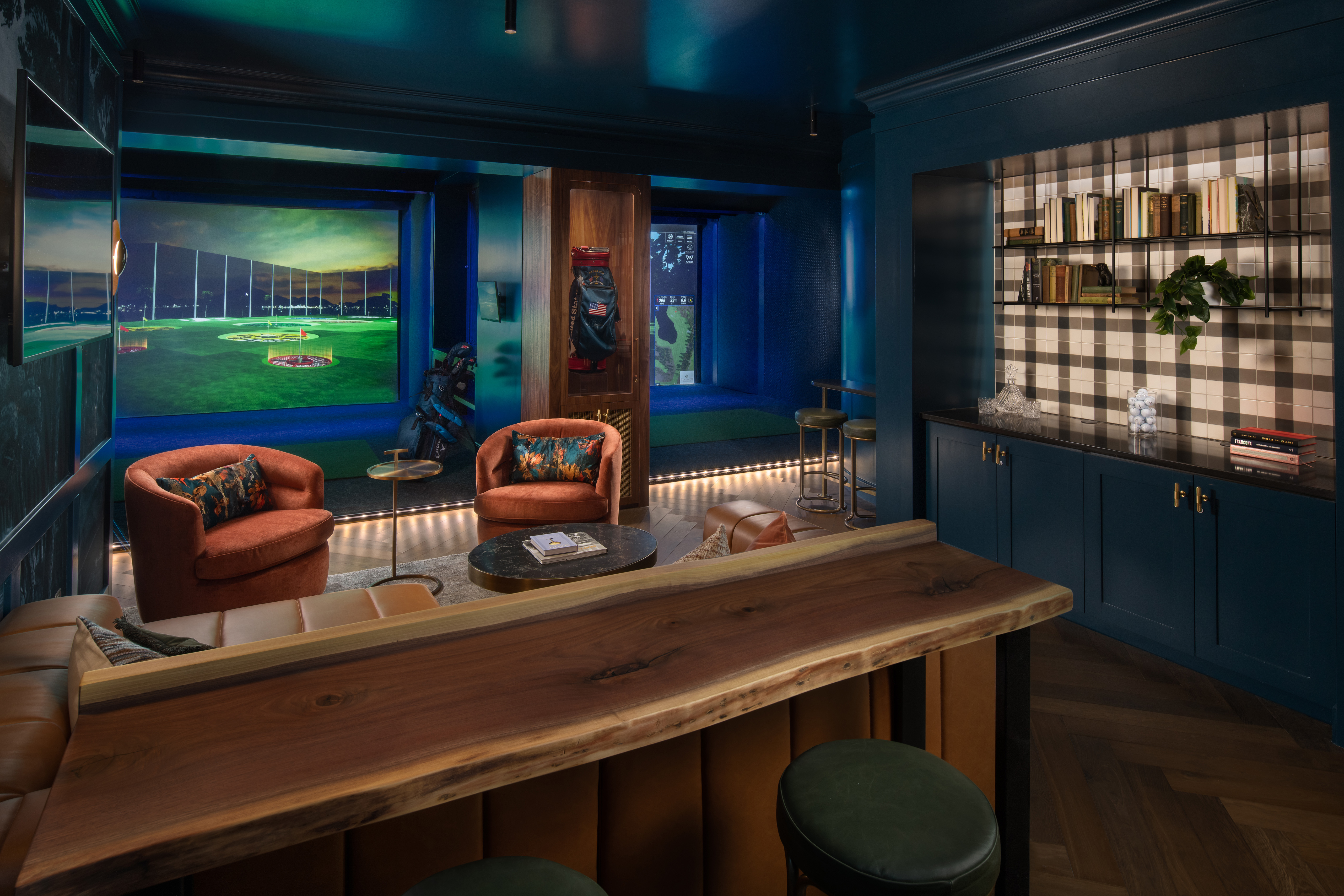 the-nineteenth-hotel-1000s-top-golf-sports-simulator