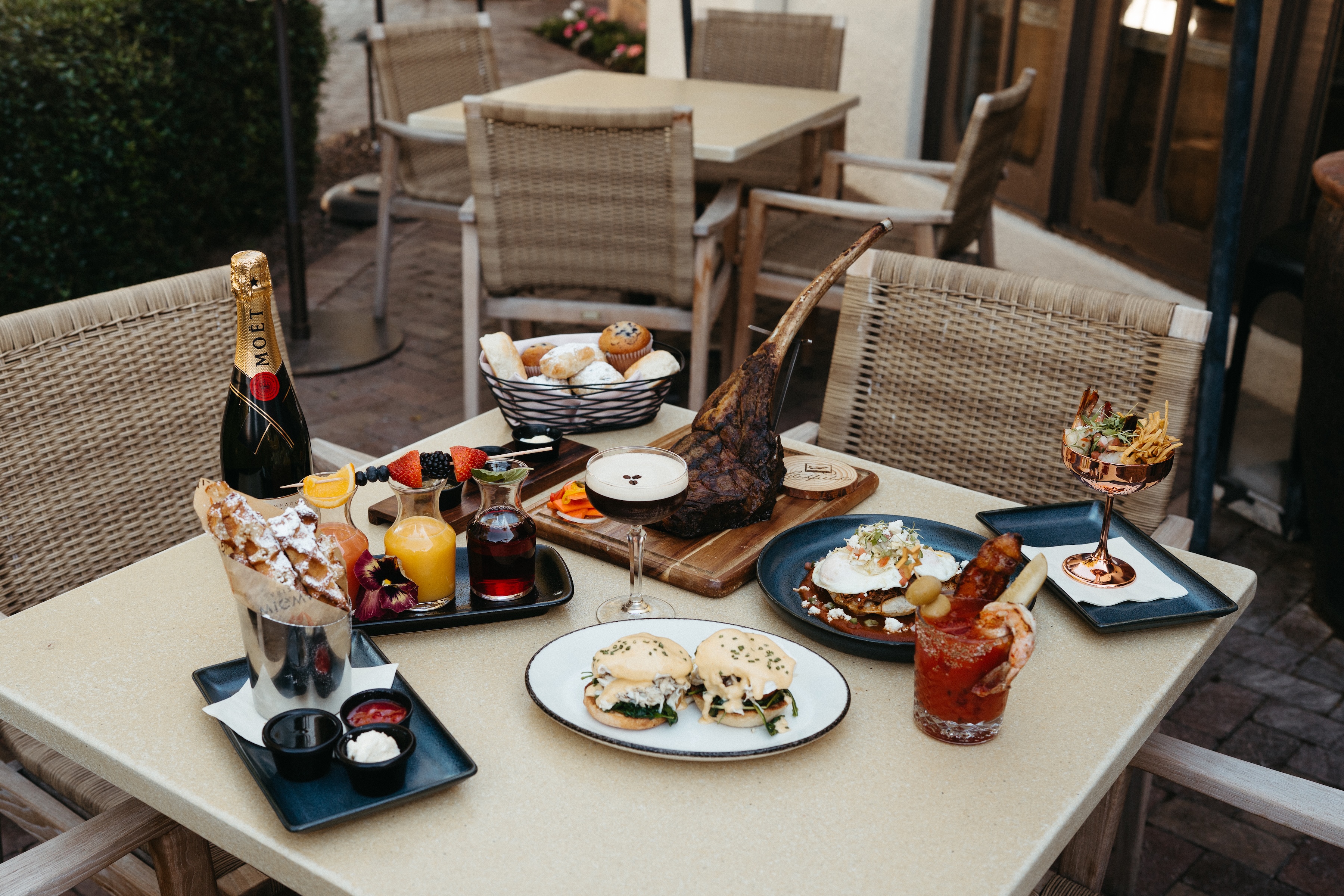 wigwam-brunch-spread
