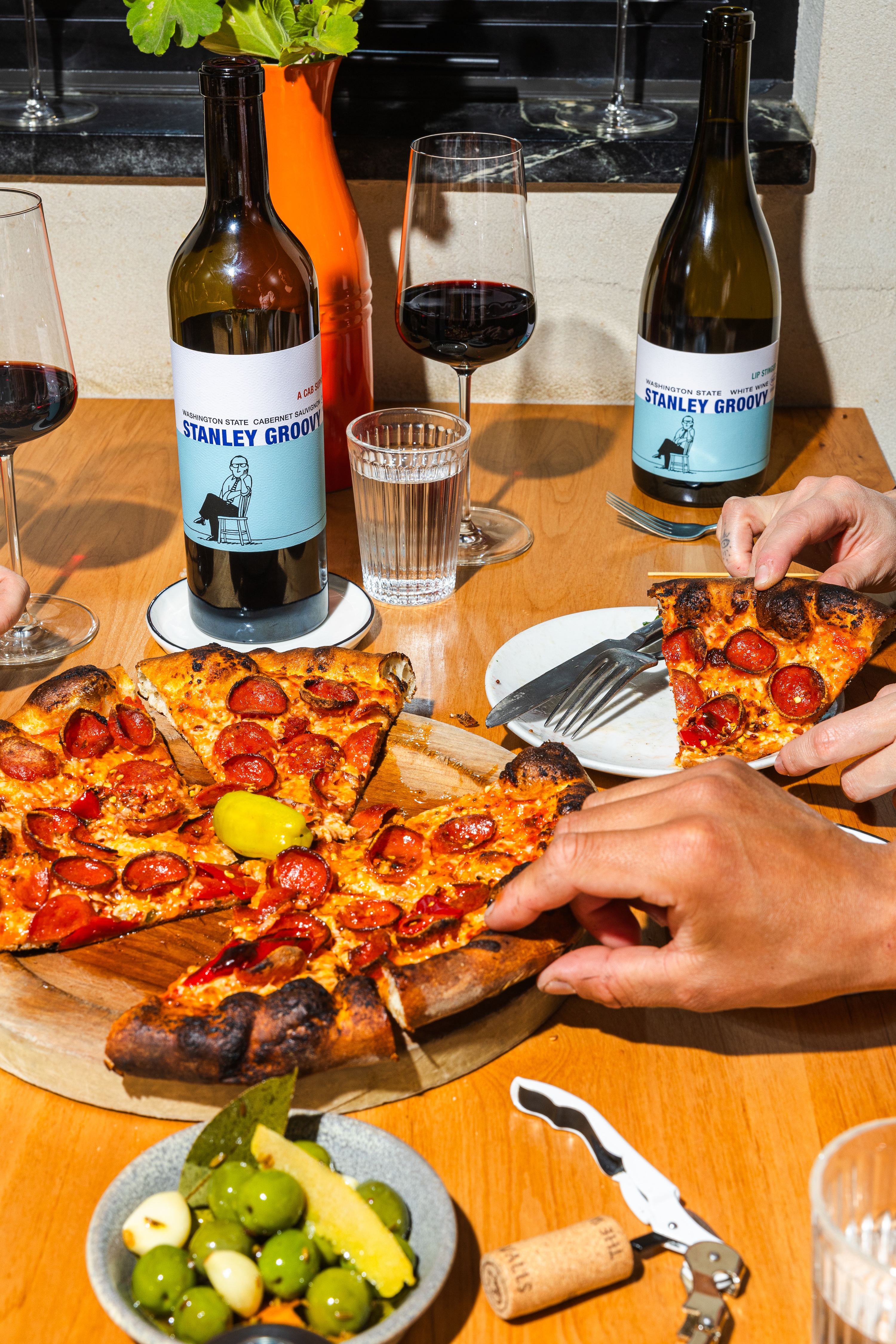 stanley-groovy-wines-from-the-walls-bring-the-party