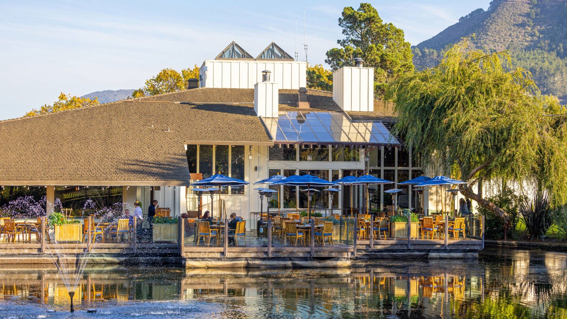 covey-grill-on-mallard-lake-at-the-quail