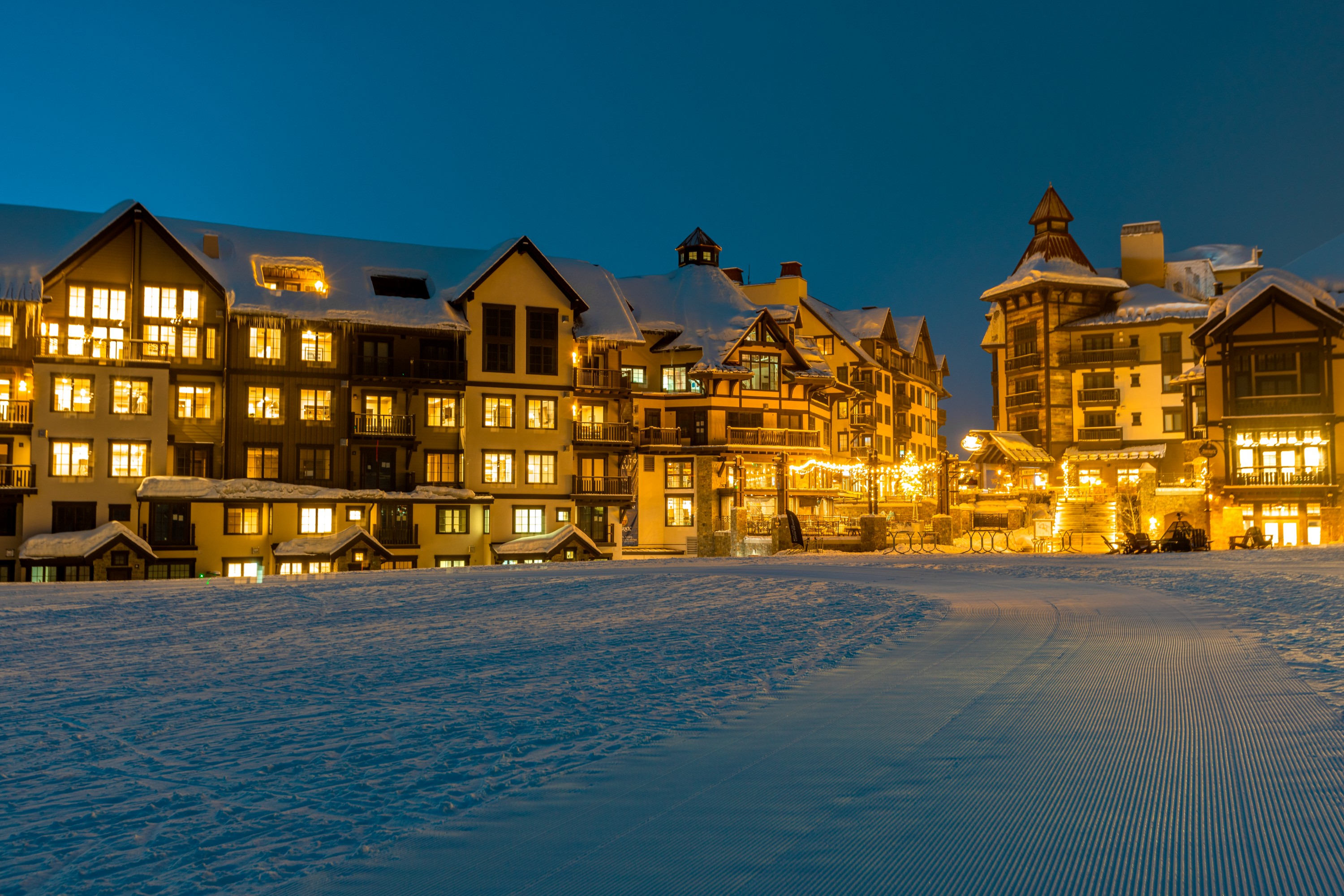 tamarack-resorts-vibrant-village-stays-warm-and-cozy-during-the-winter-months