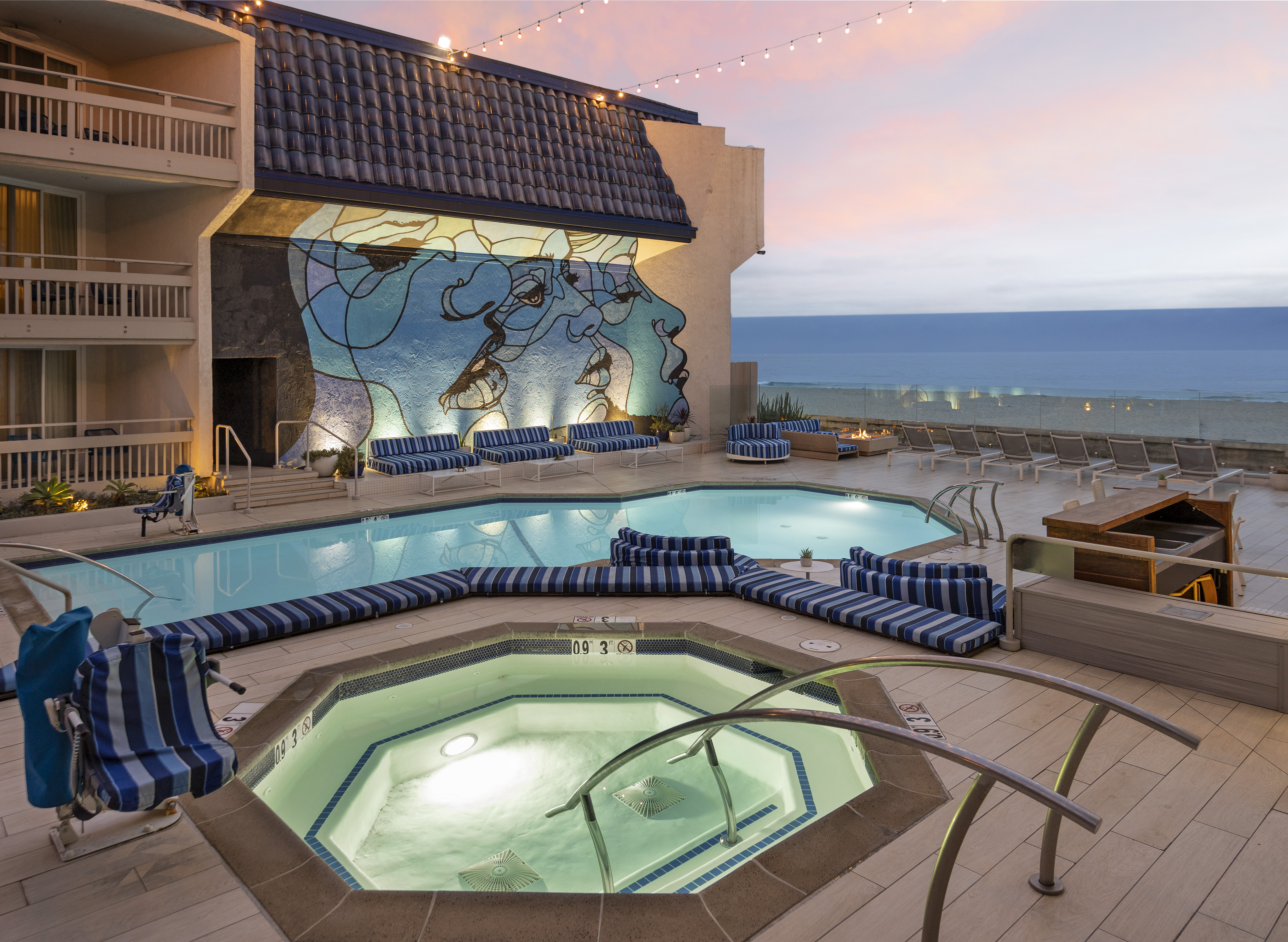 pool-and-hot-tub