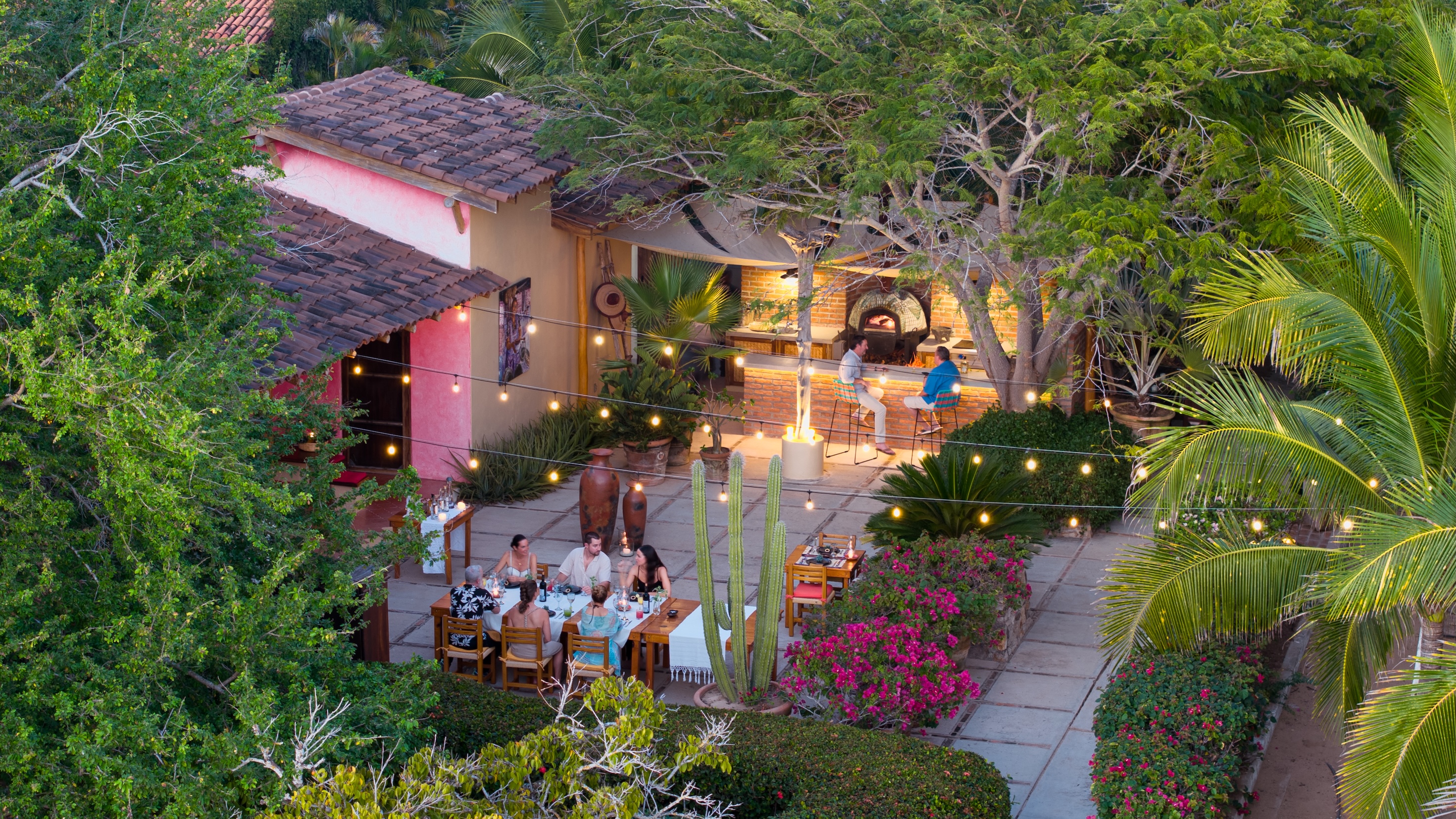 la-terraza-restaurant-at-las-rosadas