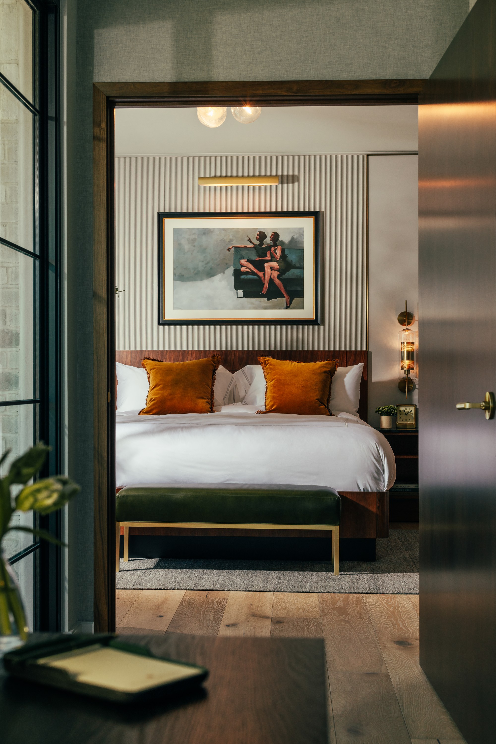 the-global-ambassador-hotel-suite