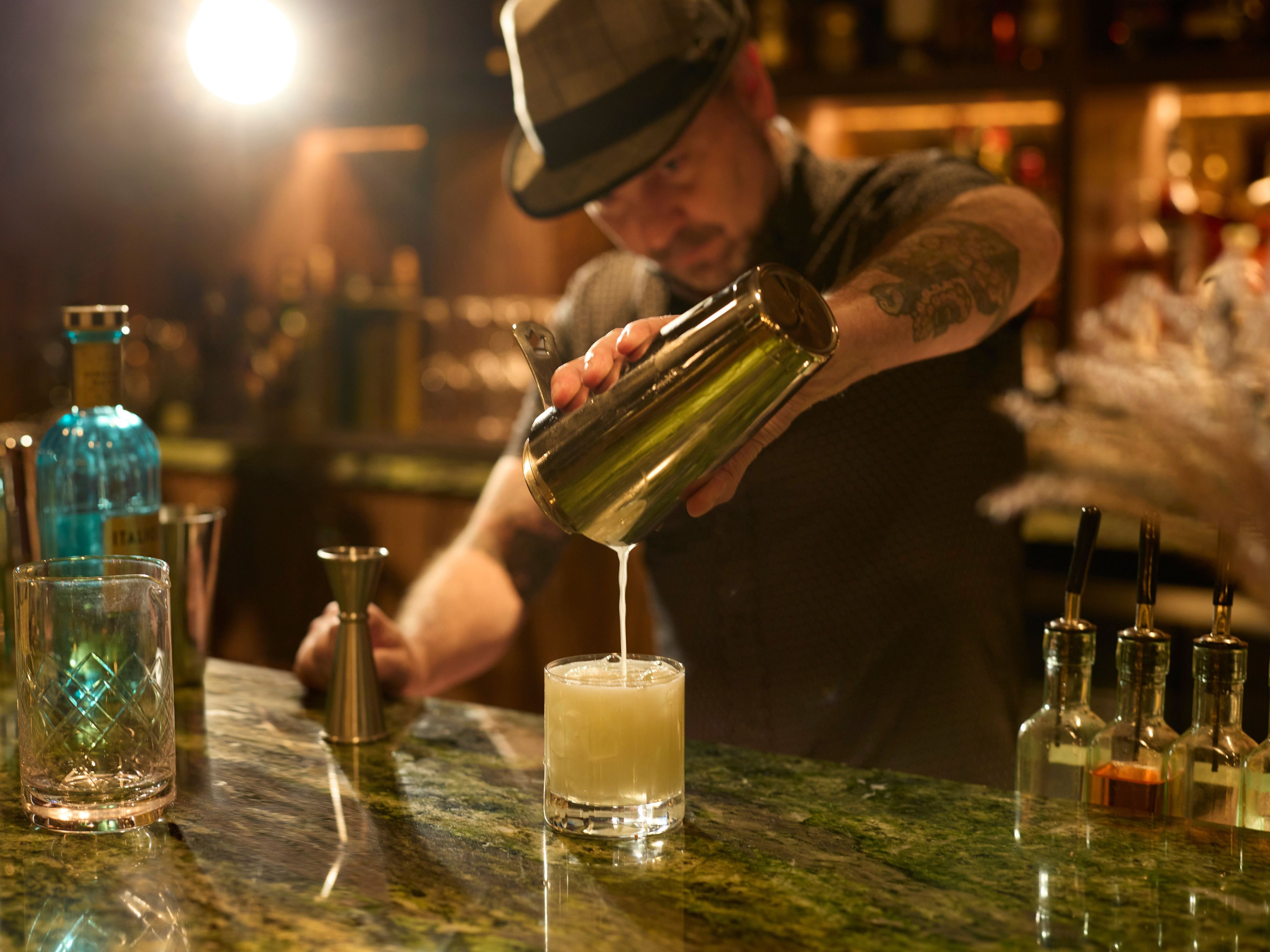 bartender-at-canary-speakeasy-breckenridge-colorado