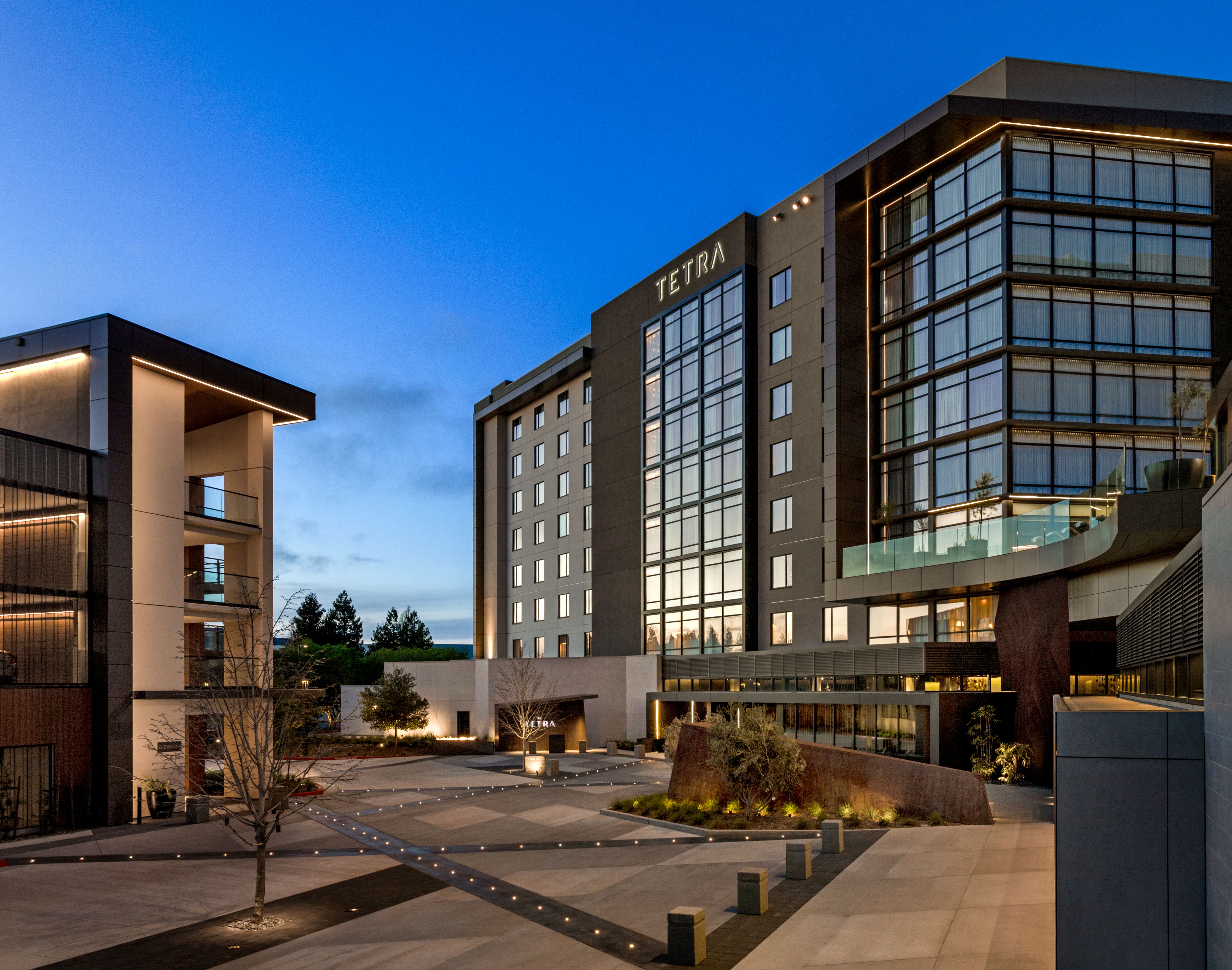 tetra-exterior