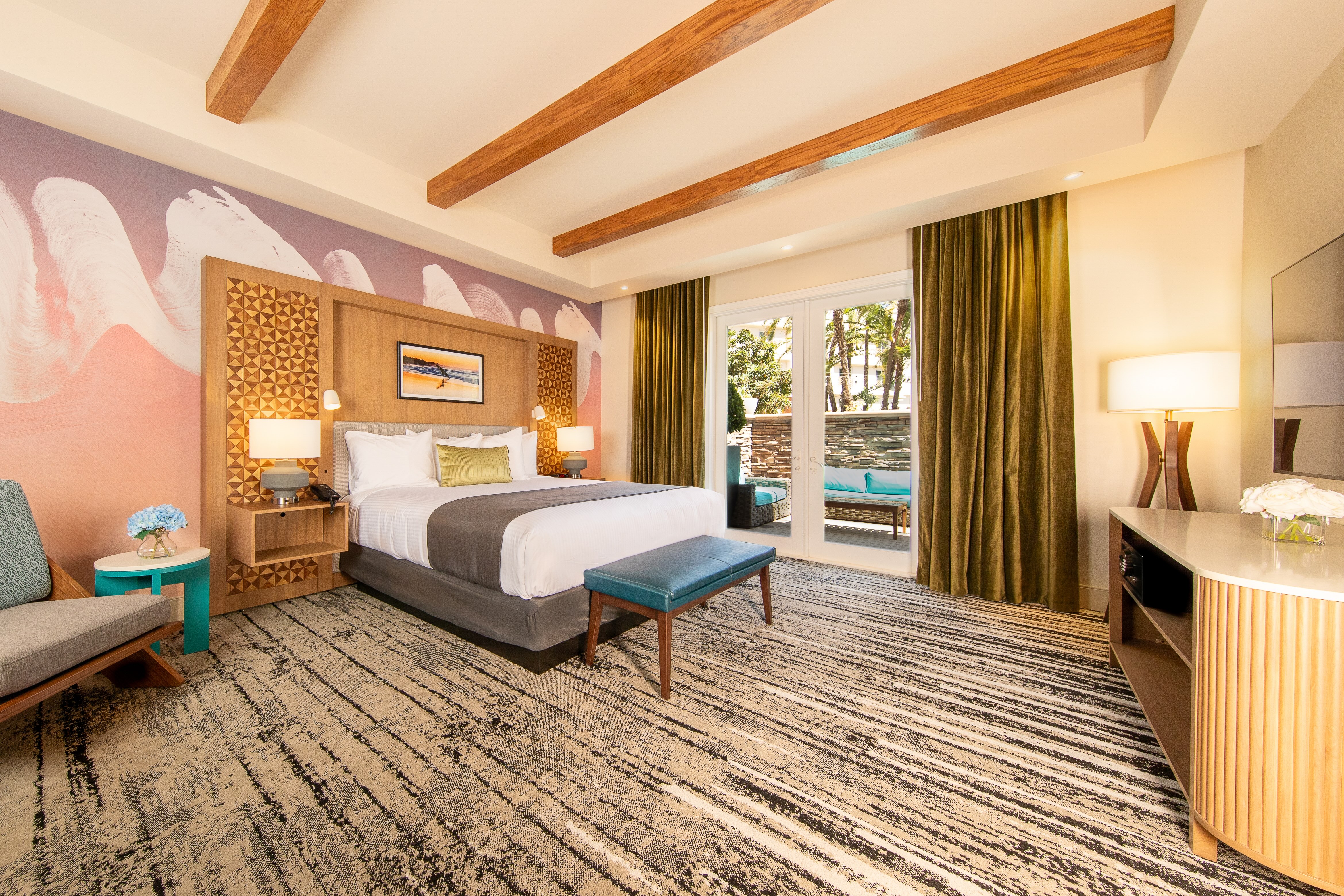 dive-inn-harrahs-resort-southern-california