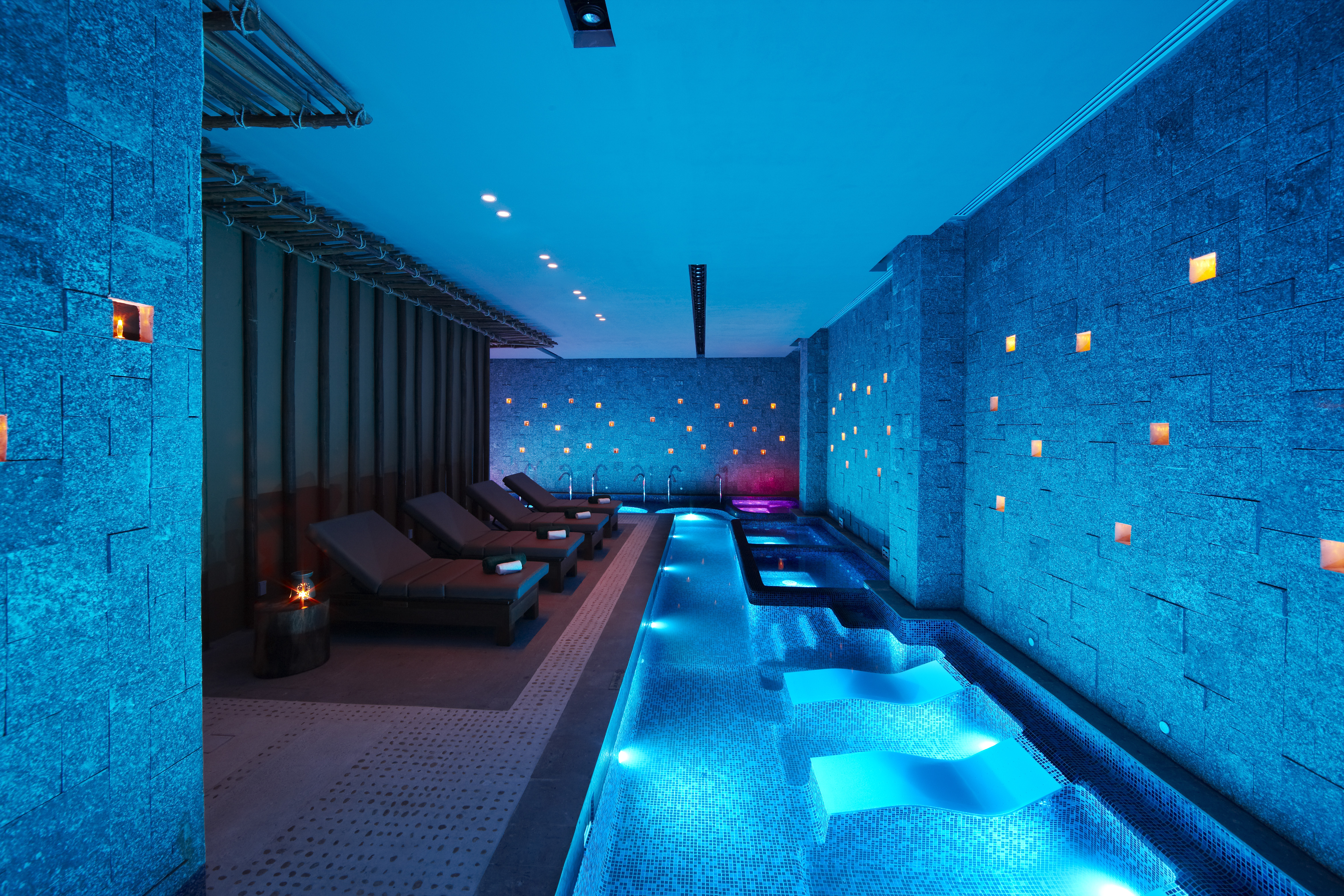 spa-rainforest-vitality-pool