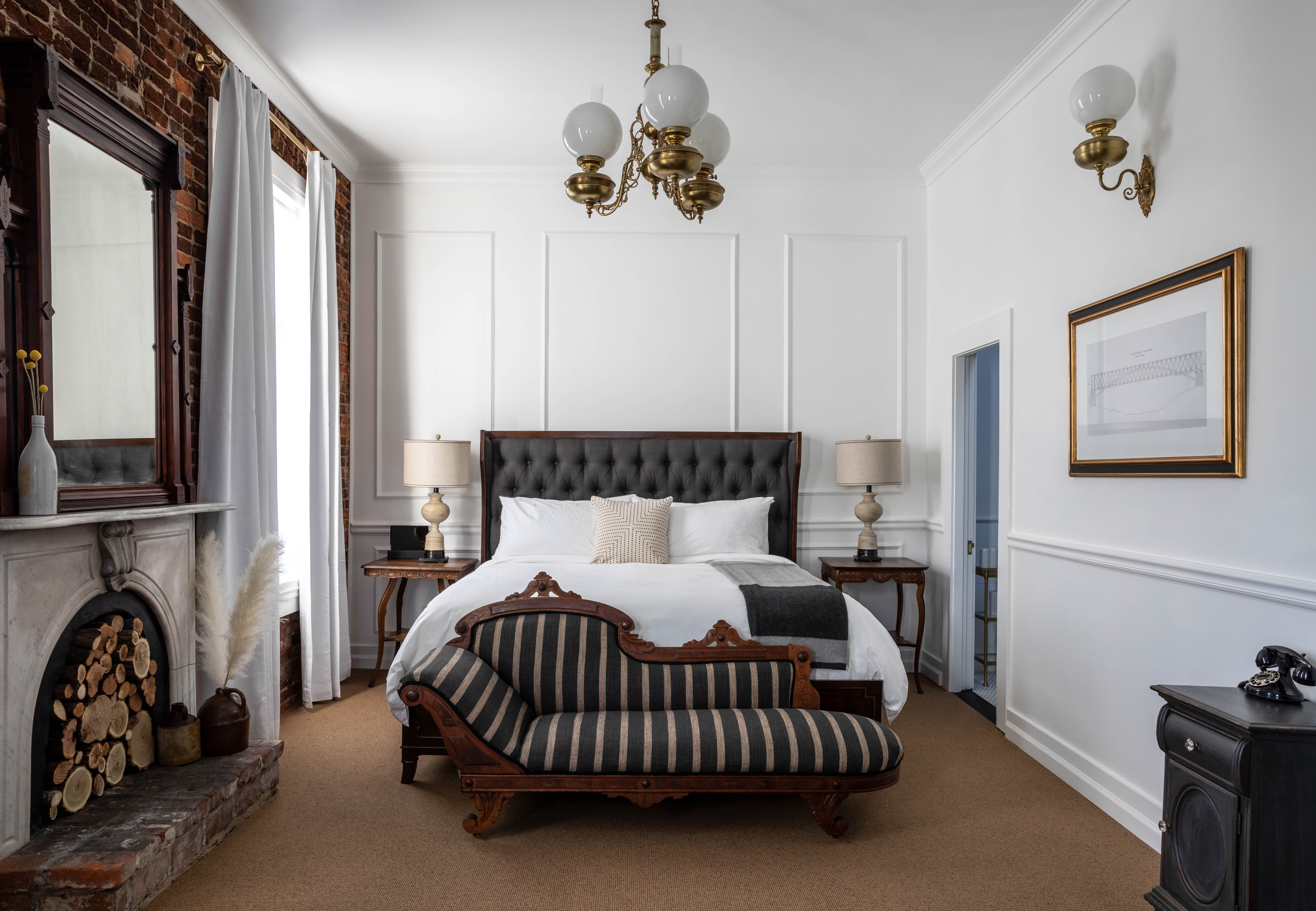 bedroom-suite