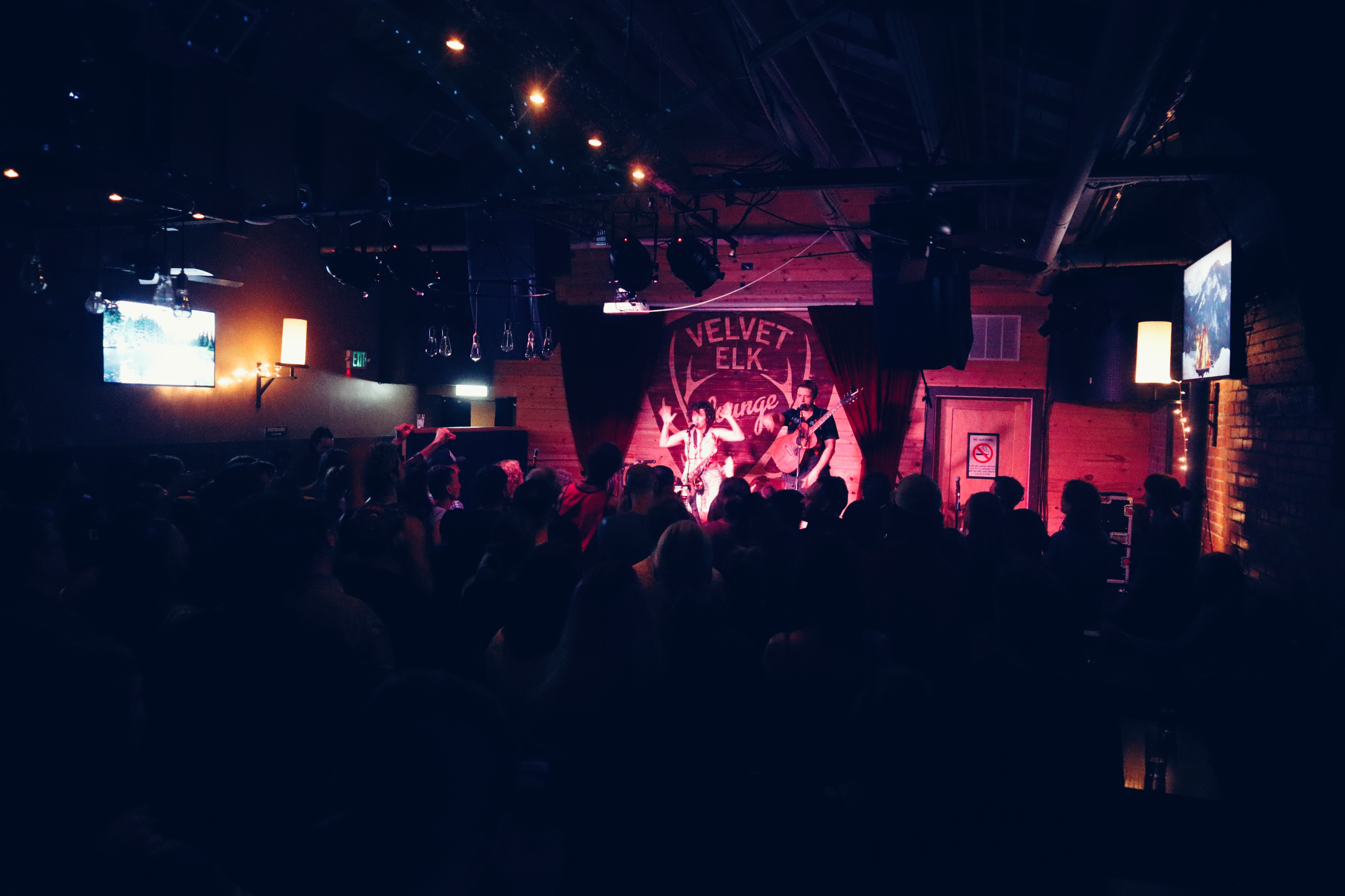 velvet-elk-lounge-is-an-intimate-music-venue-in-boulder-co