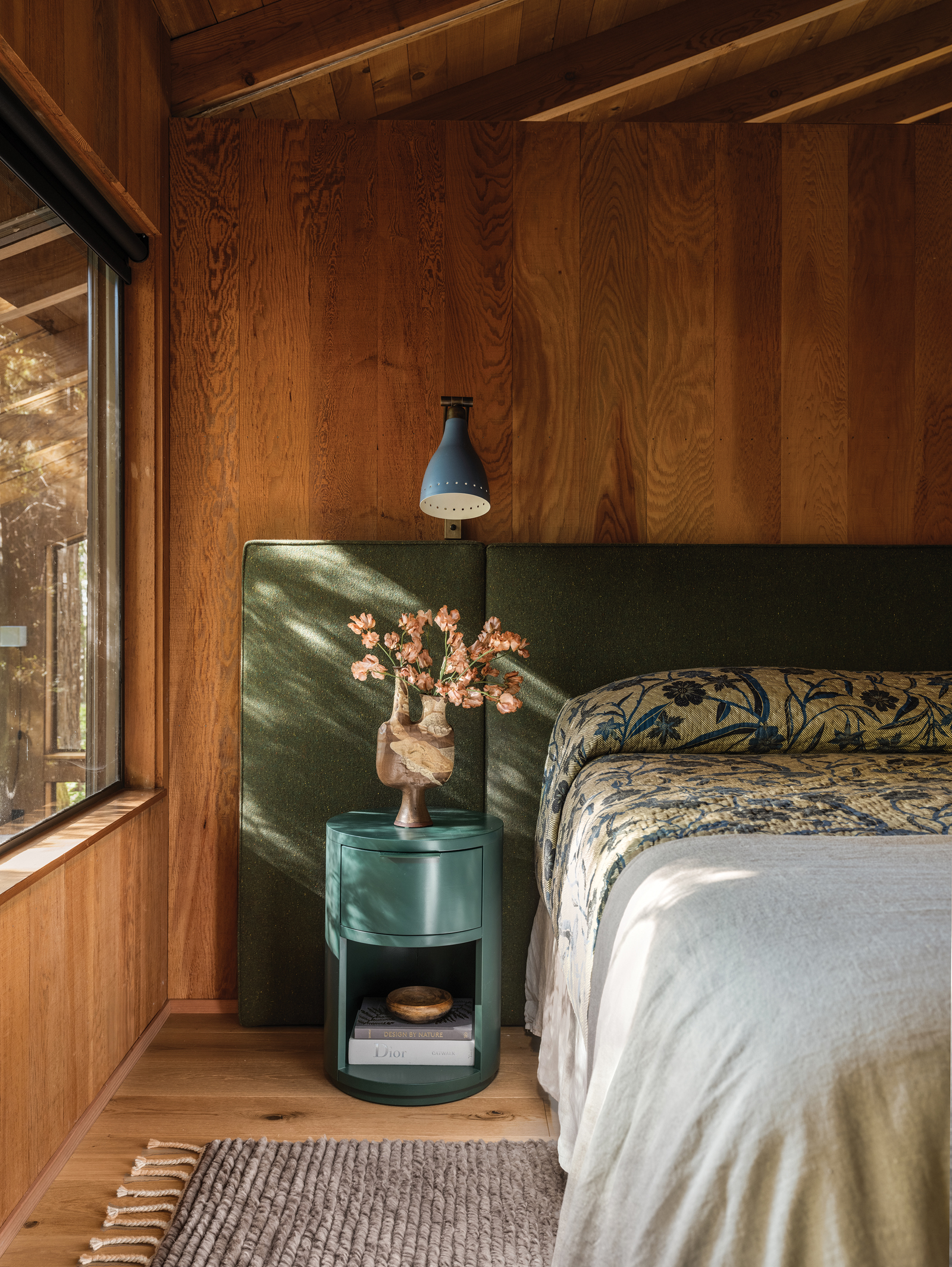 Banner Day Interiors Sea Ranch Bedroom
