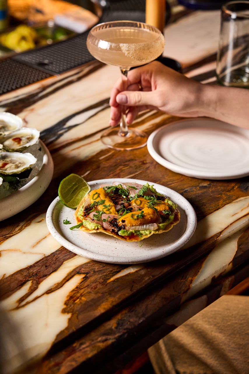 kanpachi-uni-tostada