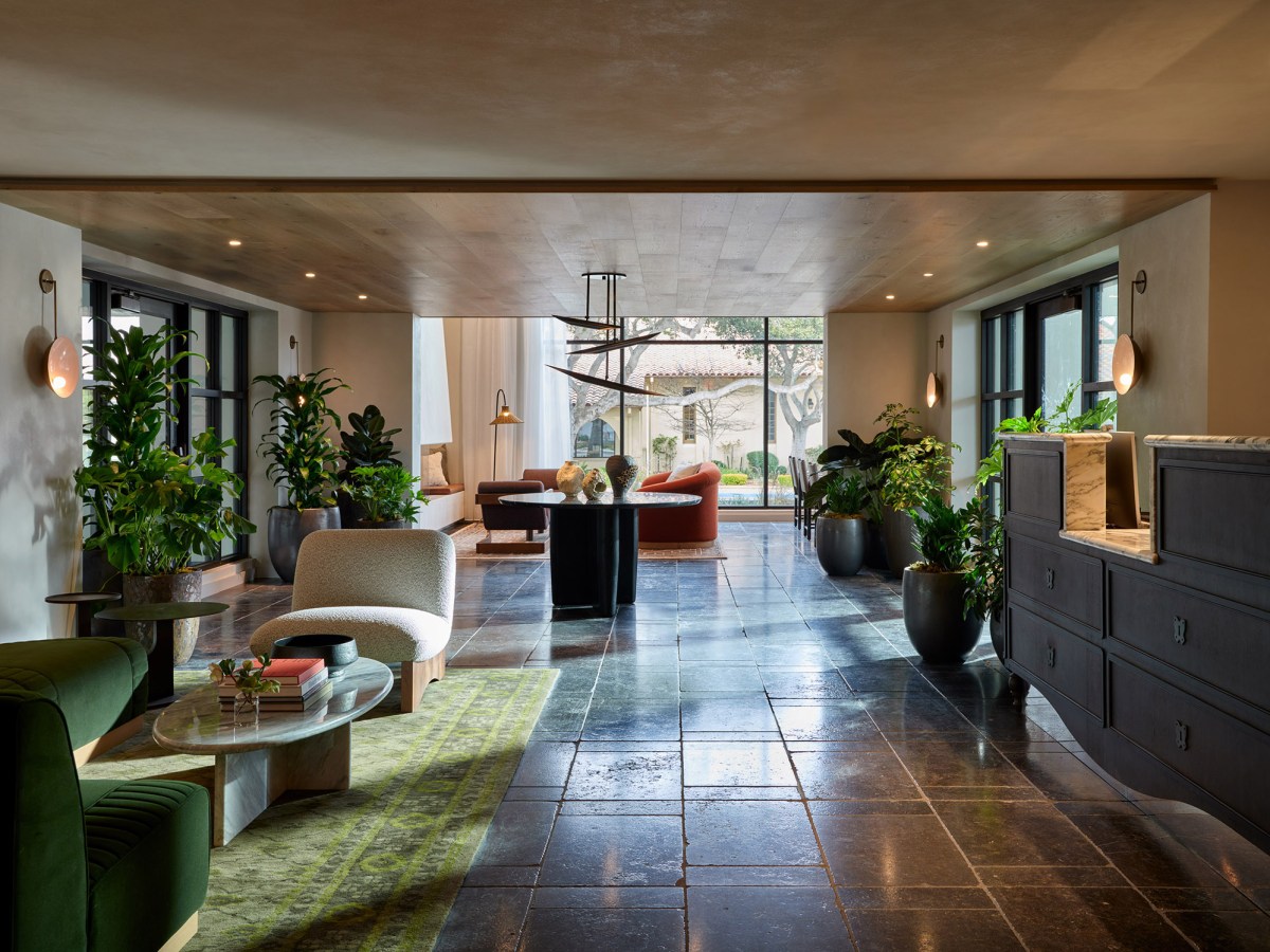 Kimpton Mirador Lobby