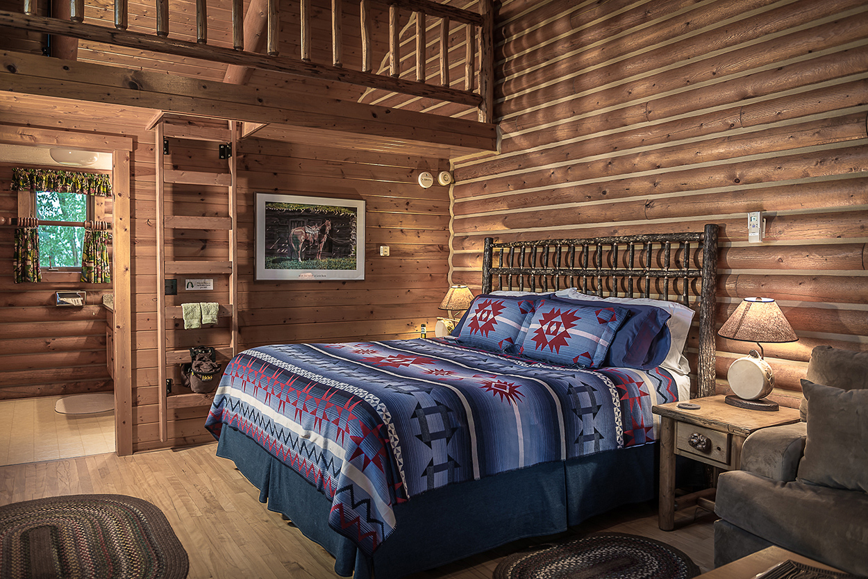 cabin-at-the-hideout-lodge-and-guest-ranch-wy