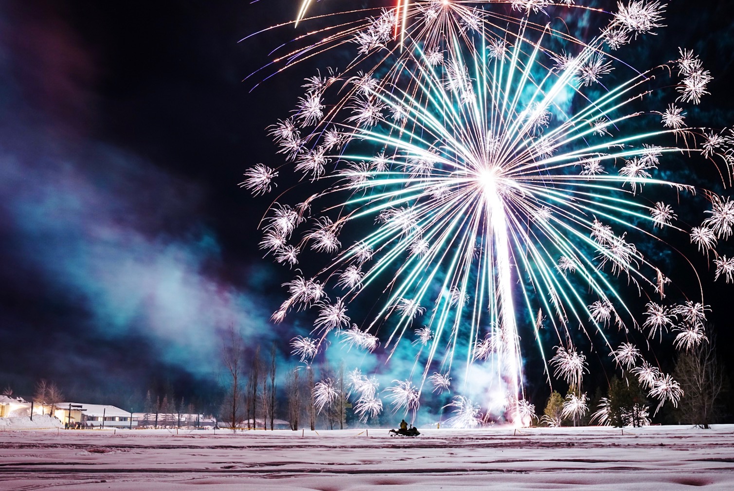 north-lake-tahoe-snowfest-fireworks
