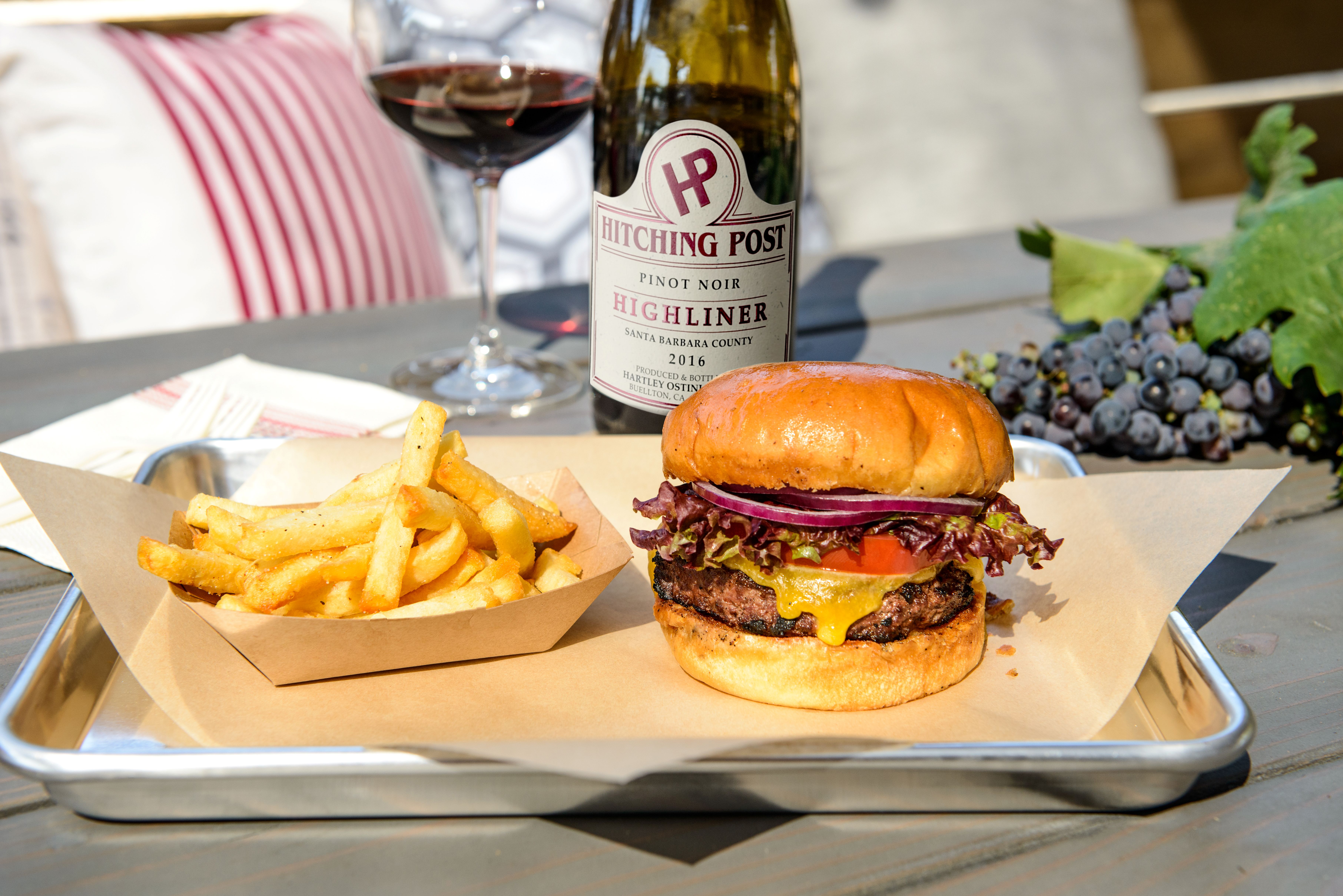 hpw-classic-burger-wine