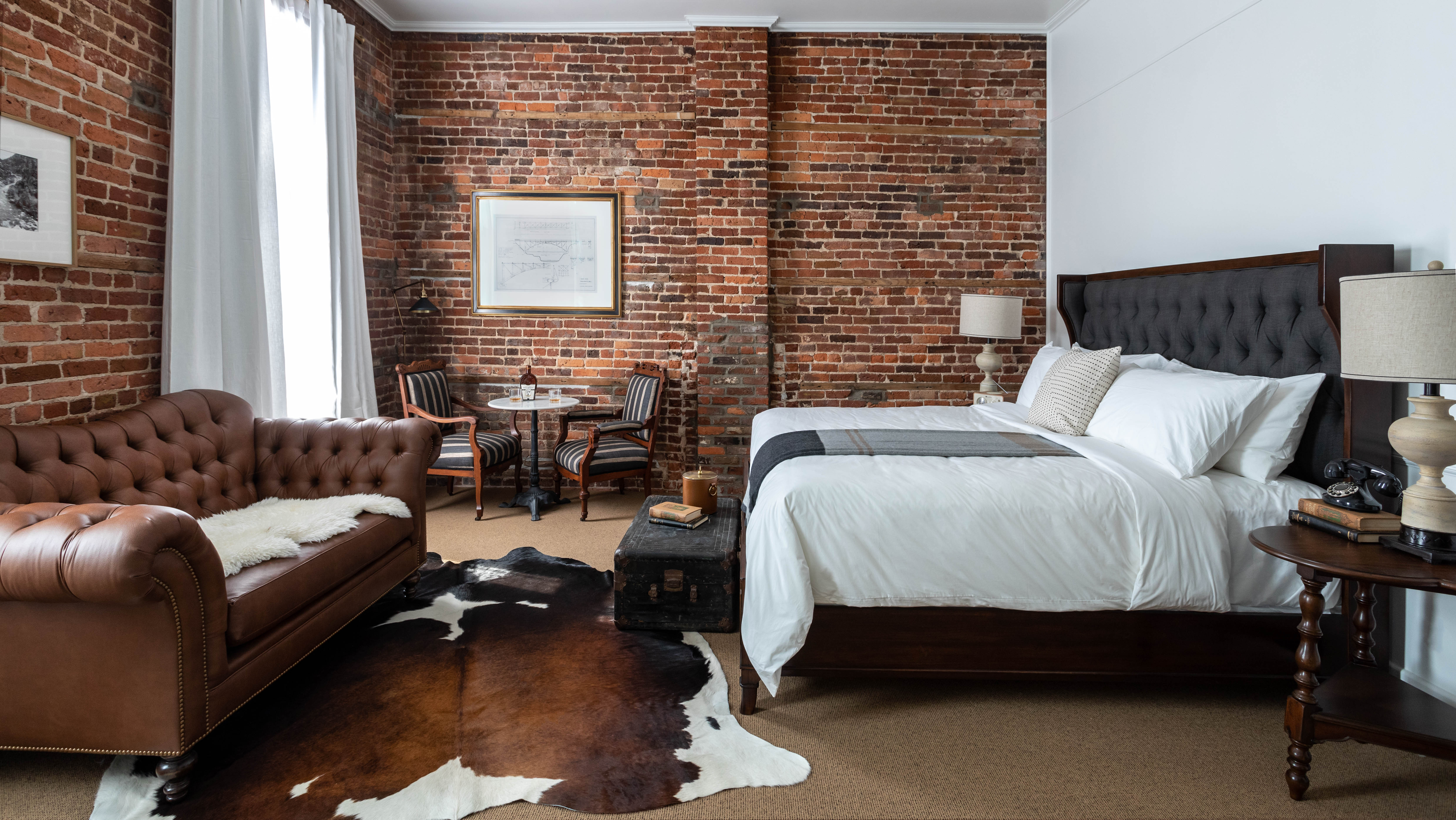 bedroom-suite