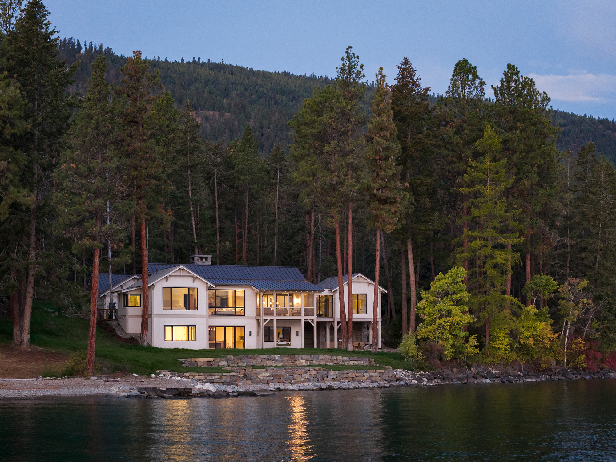 Water Meets Wilderness in This Stunning Montana Lake House