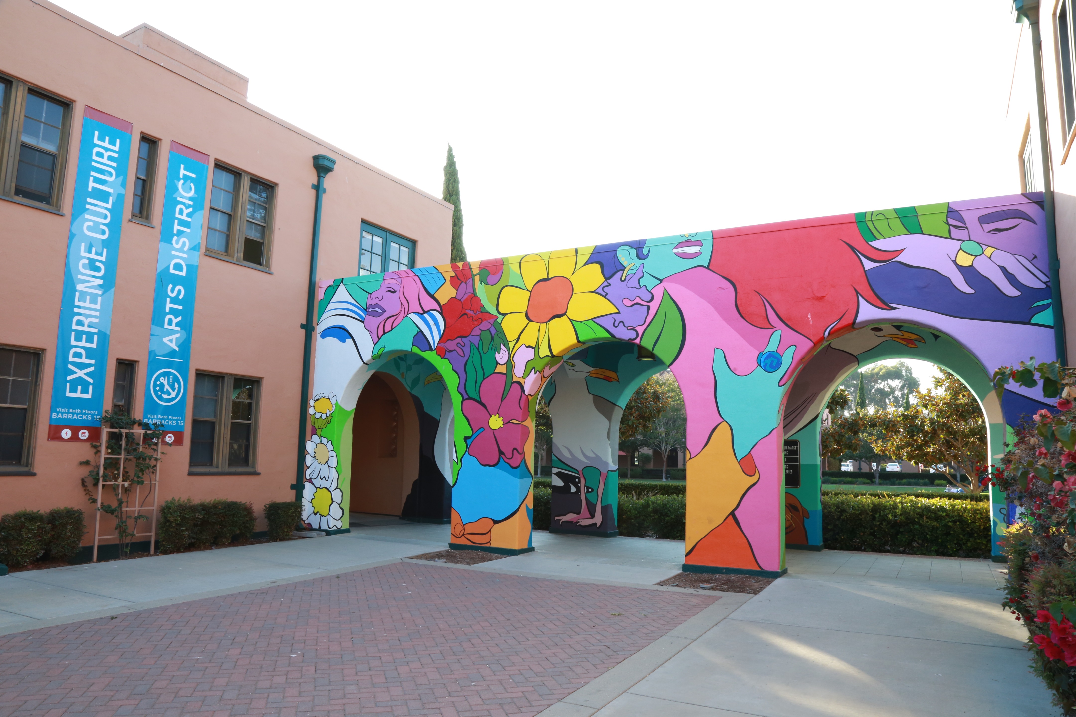 home-a-mural-by-scarlett-baily