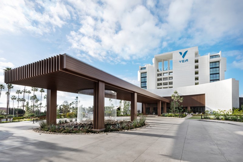 VEA Newport Beach, A Marriott Resort & Spa