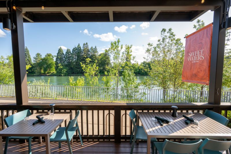 Valley River Inn