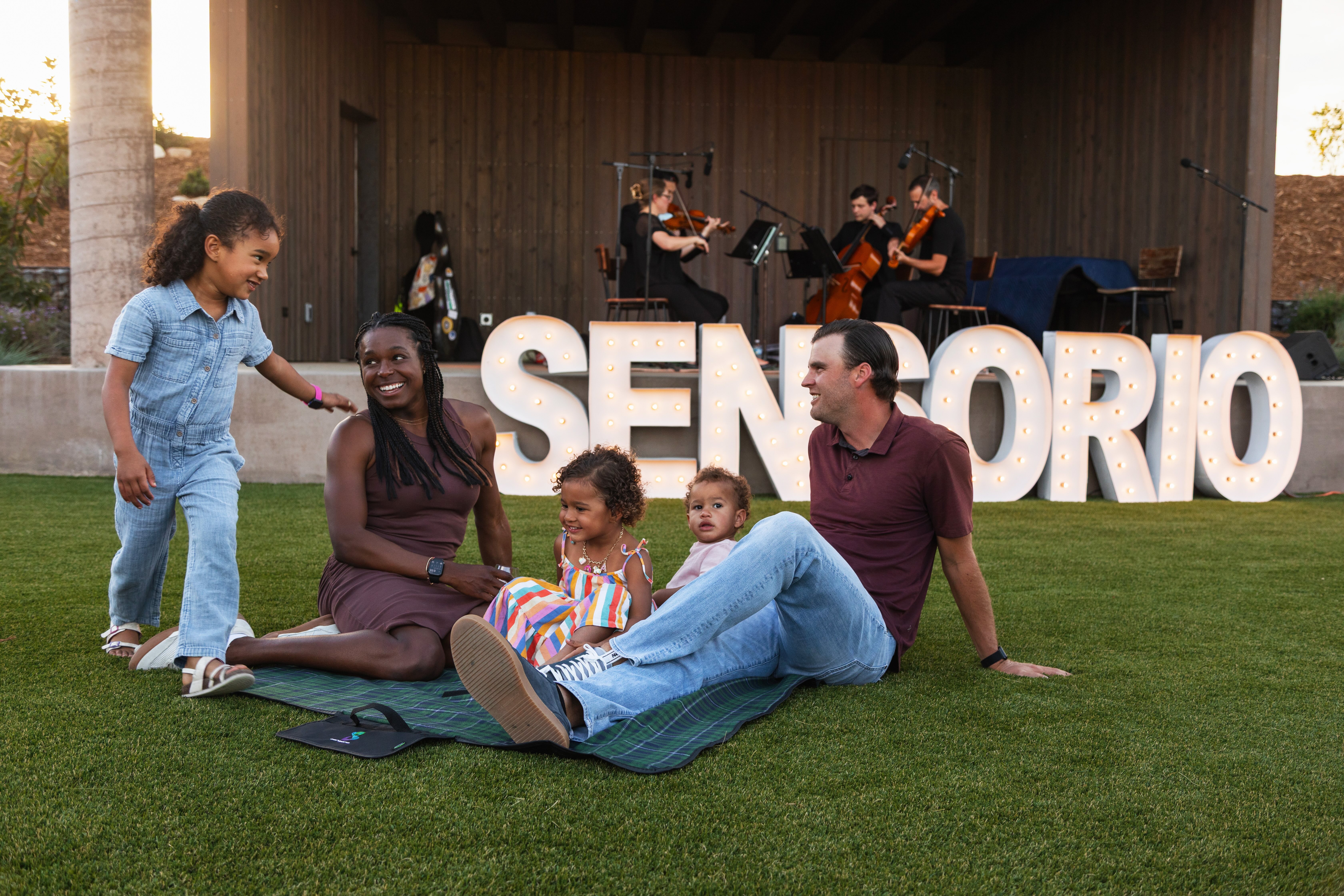 event-lawn-at-sensorio