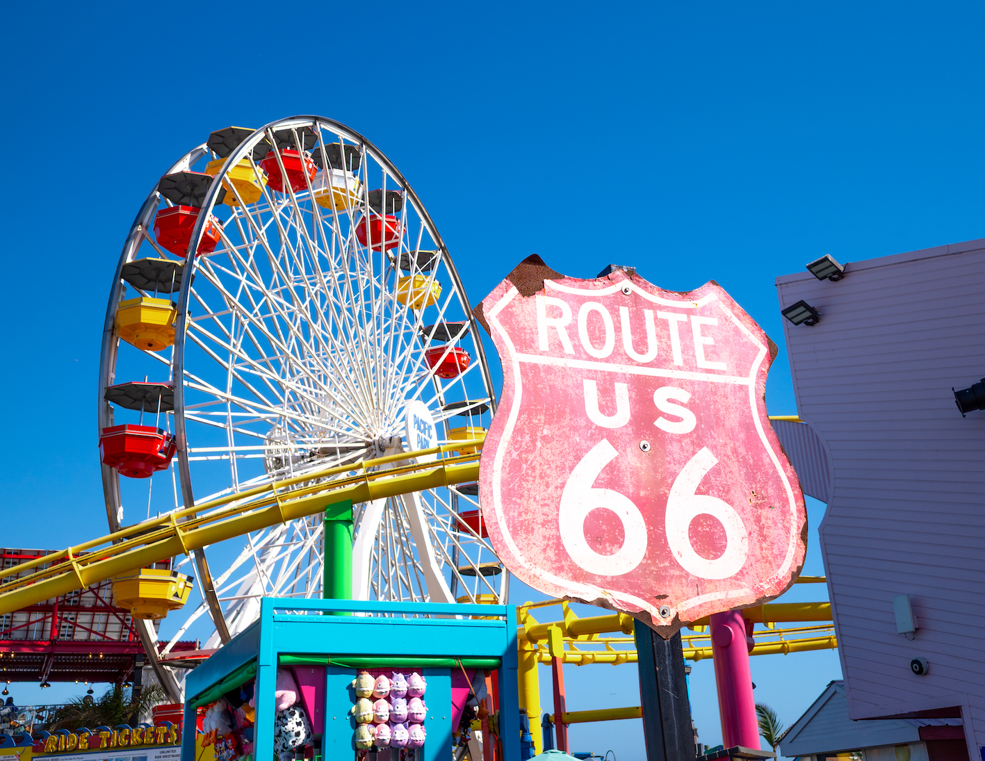 pacific-park-and-route-66-sign