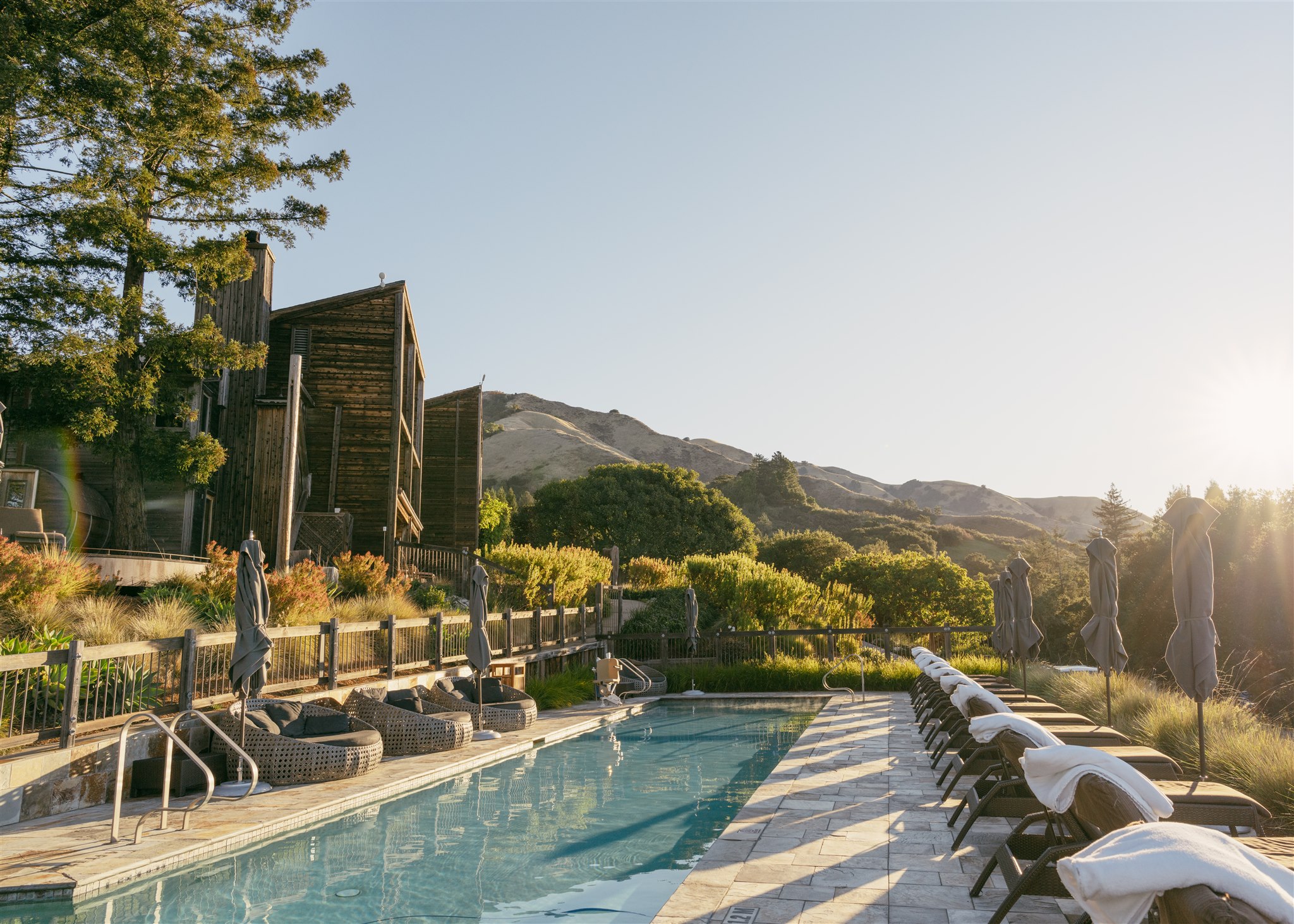 alila-ventana-big-sur-meadow-pool