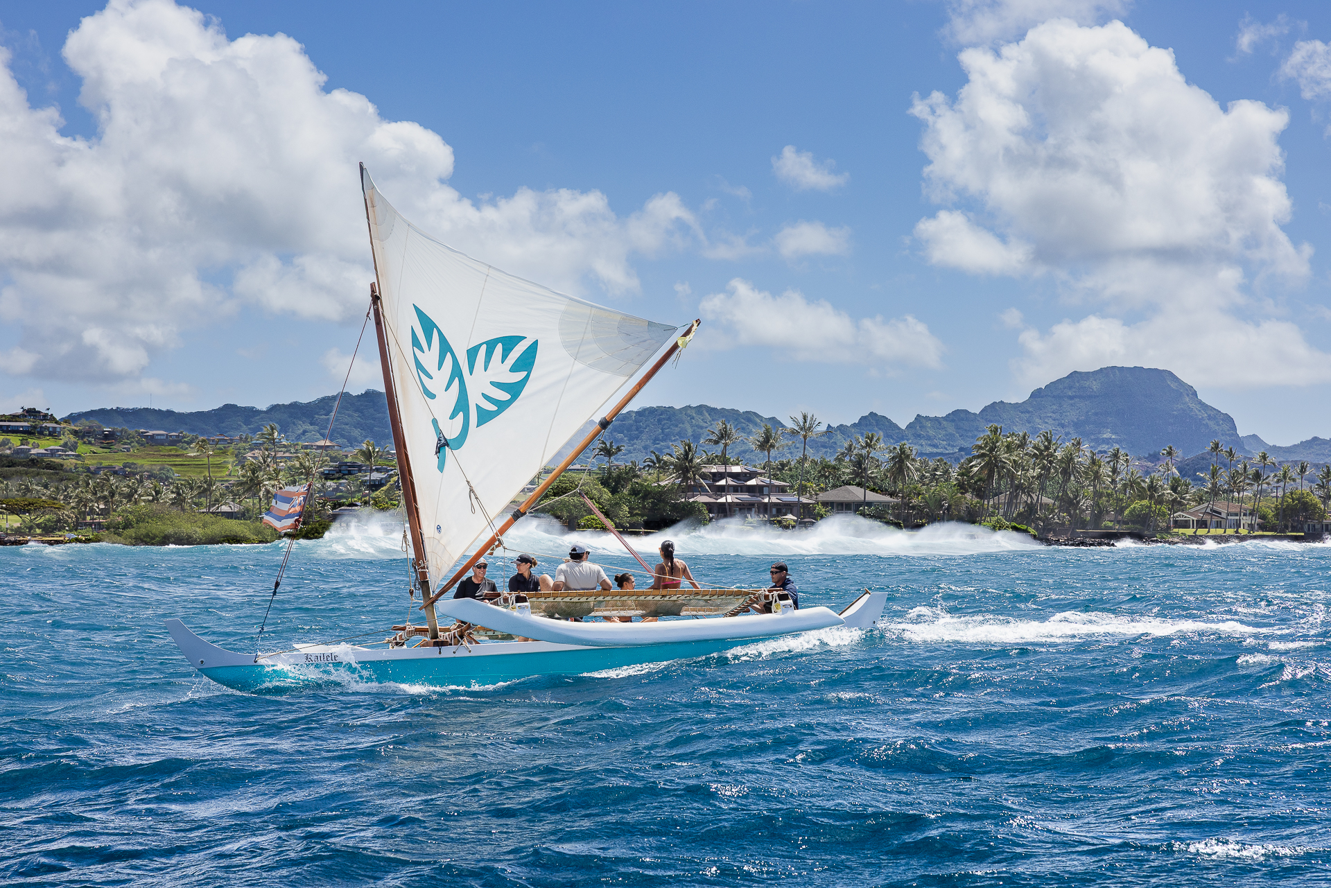 outrigger-sailing