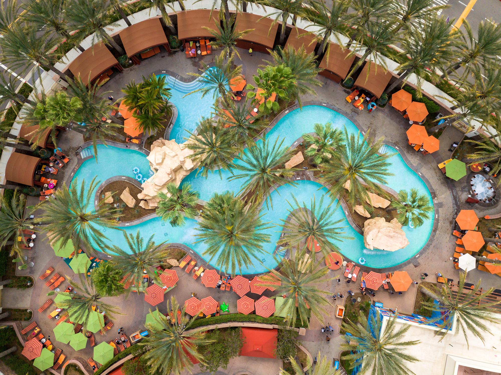 lazy-river-at-harrahs-resort-southern-california