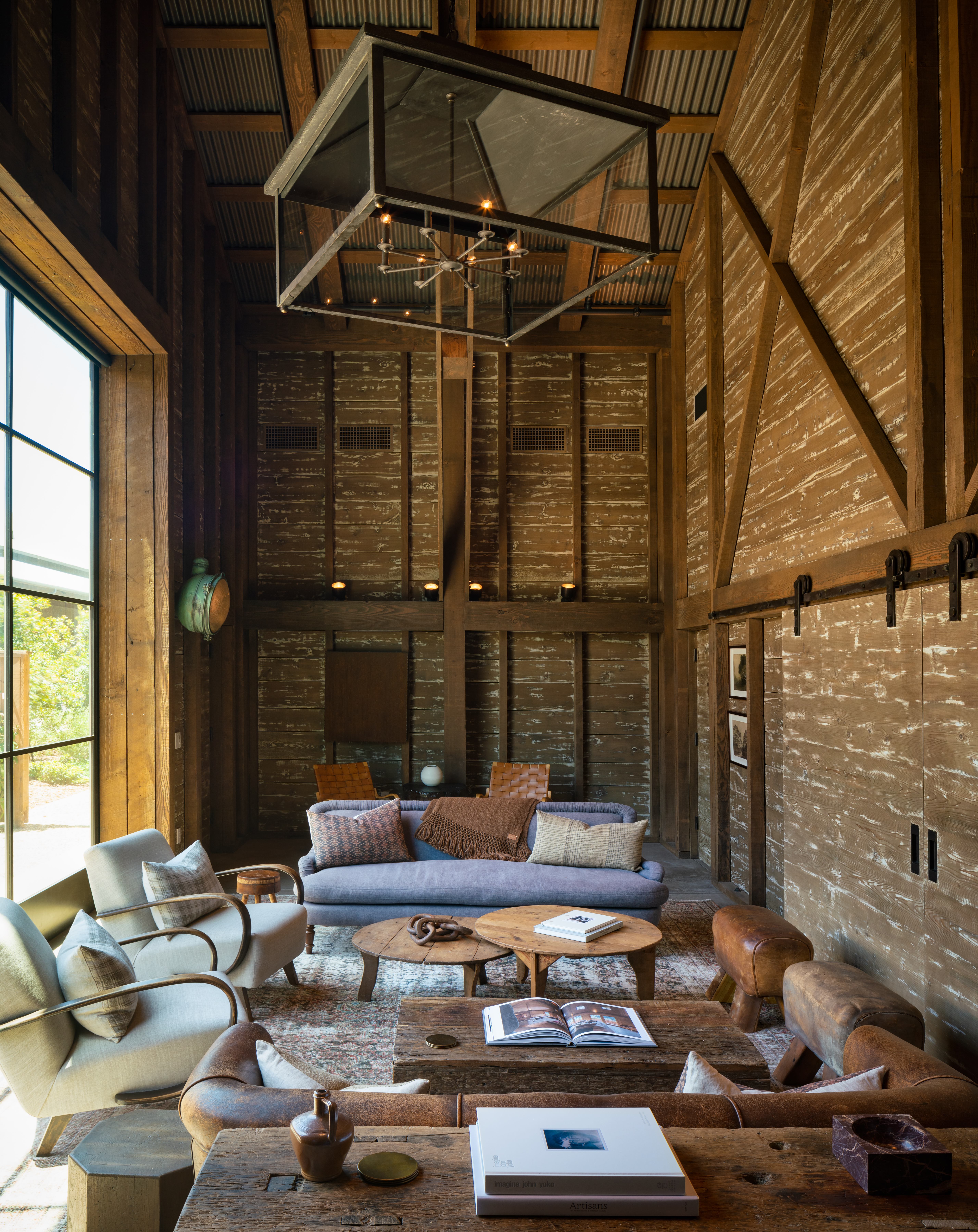 the-barn-at-the-hilt-estate