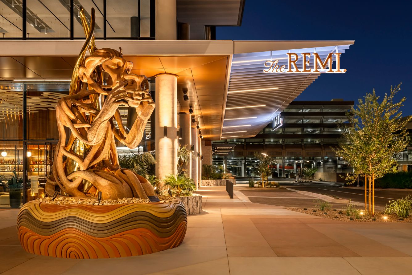 the-remi-scottsdale-entrance
