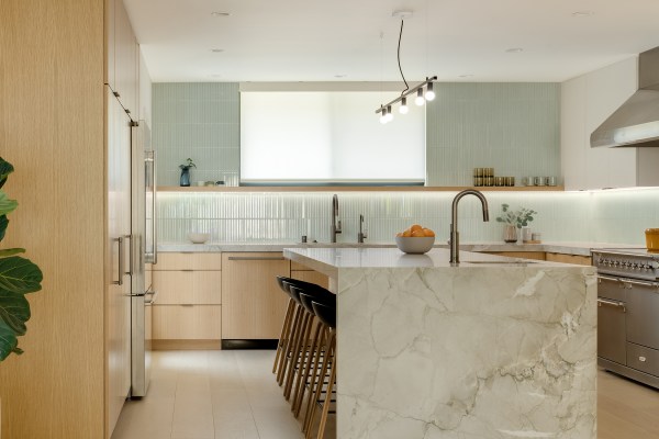 How a Shondaland Producer’s House Went from Starter Home to Architectural Gem