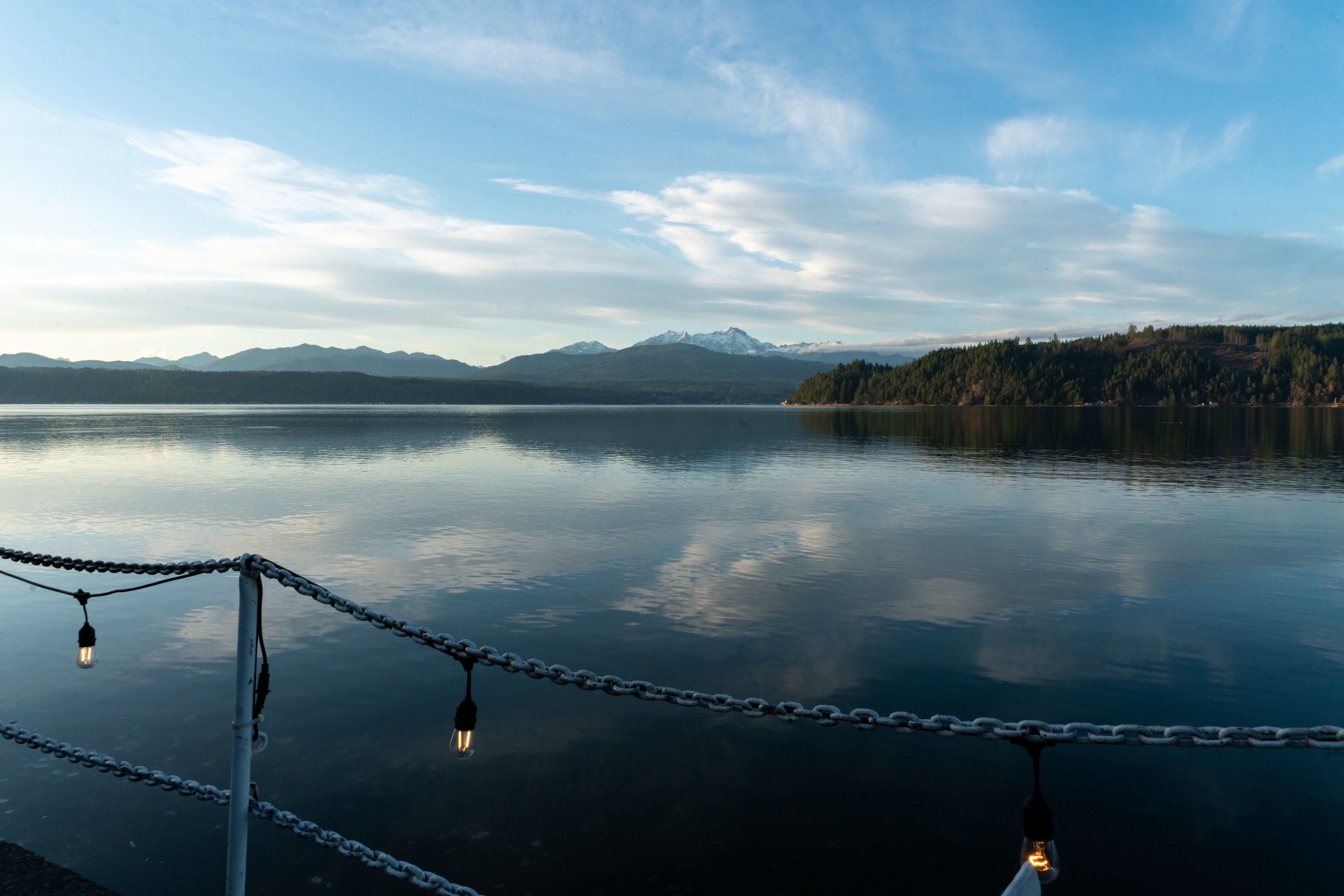 hood-canal-giving-mirror-vibes