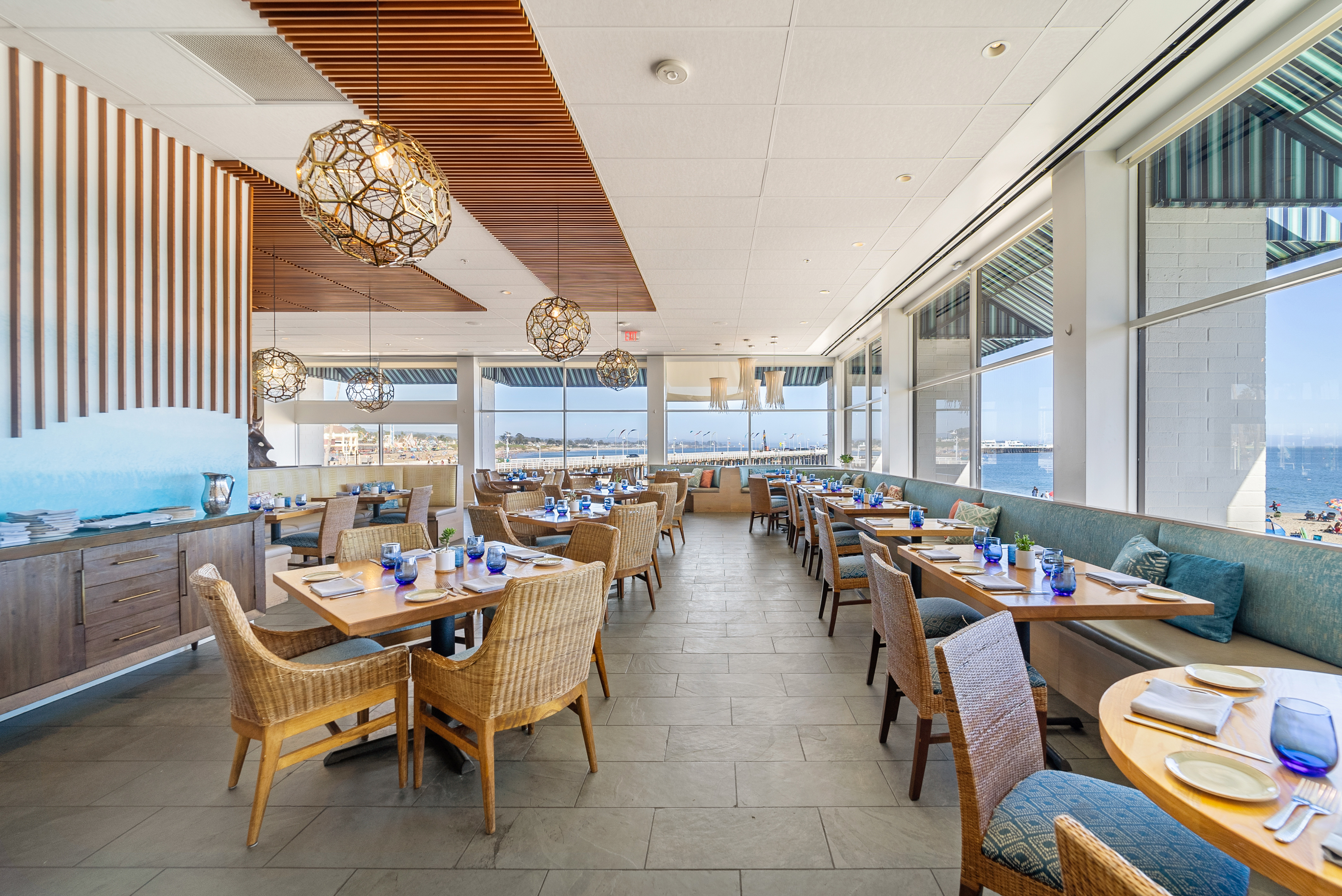 jack-oneill-restaurant-lounge