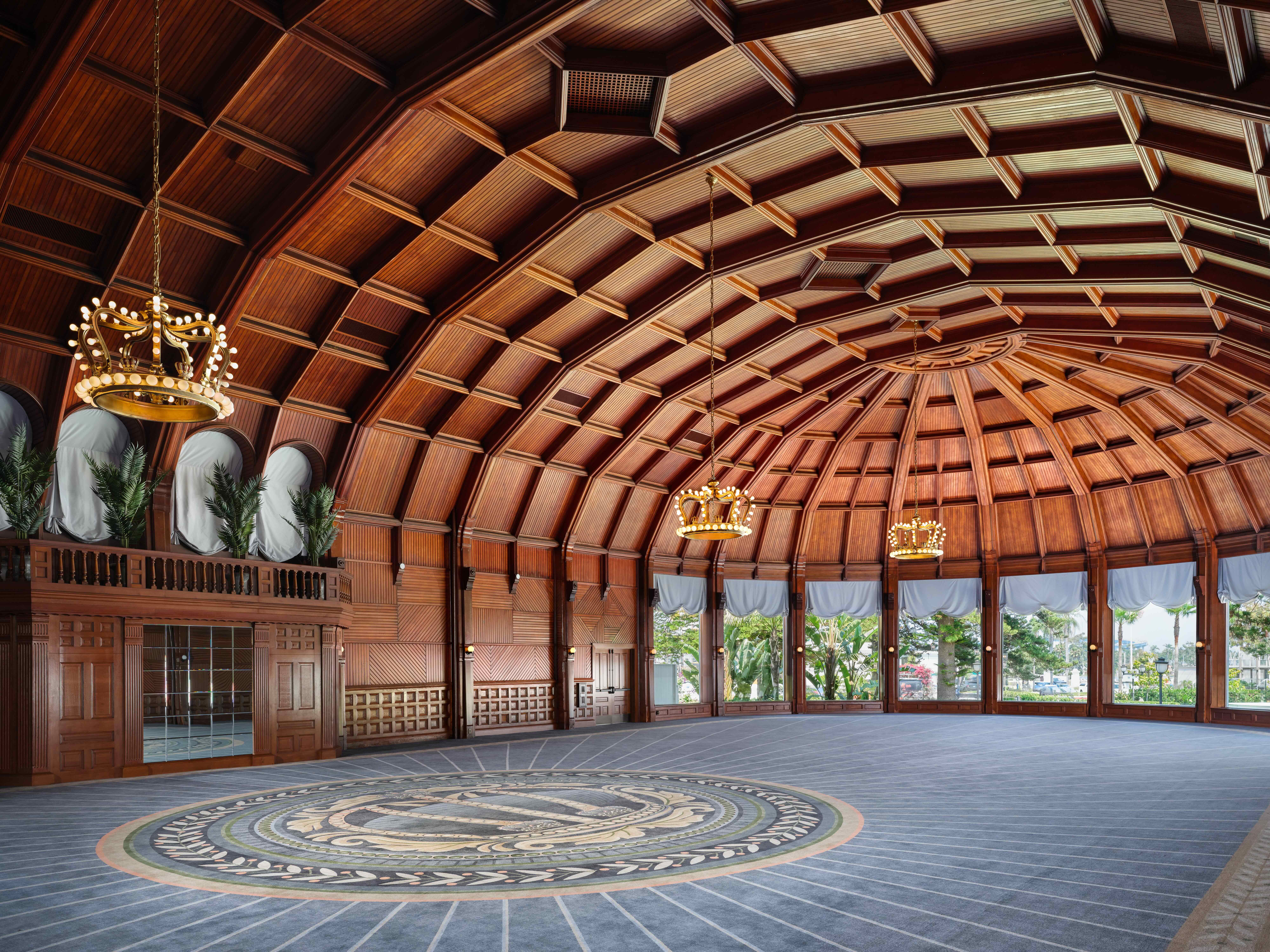 historic-crown-room