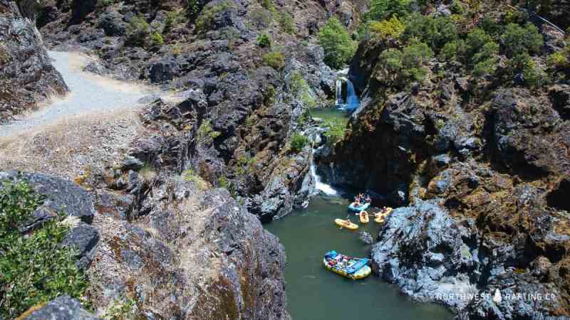Northwest Rafting Company – Raft the Wild & Scenic Rogue River