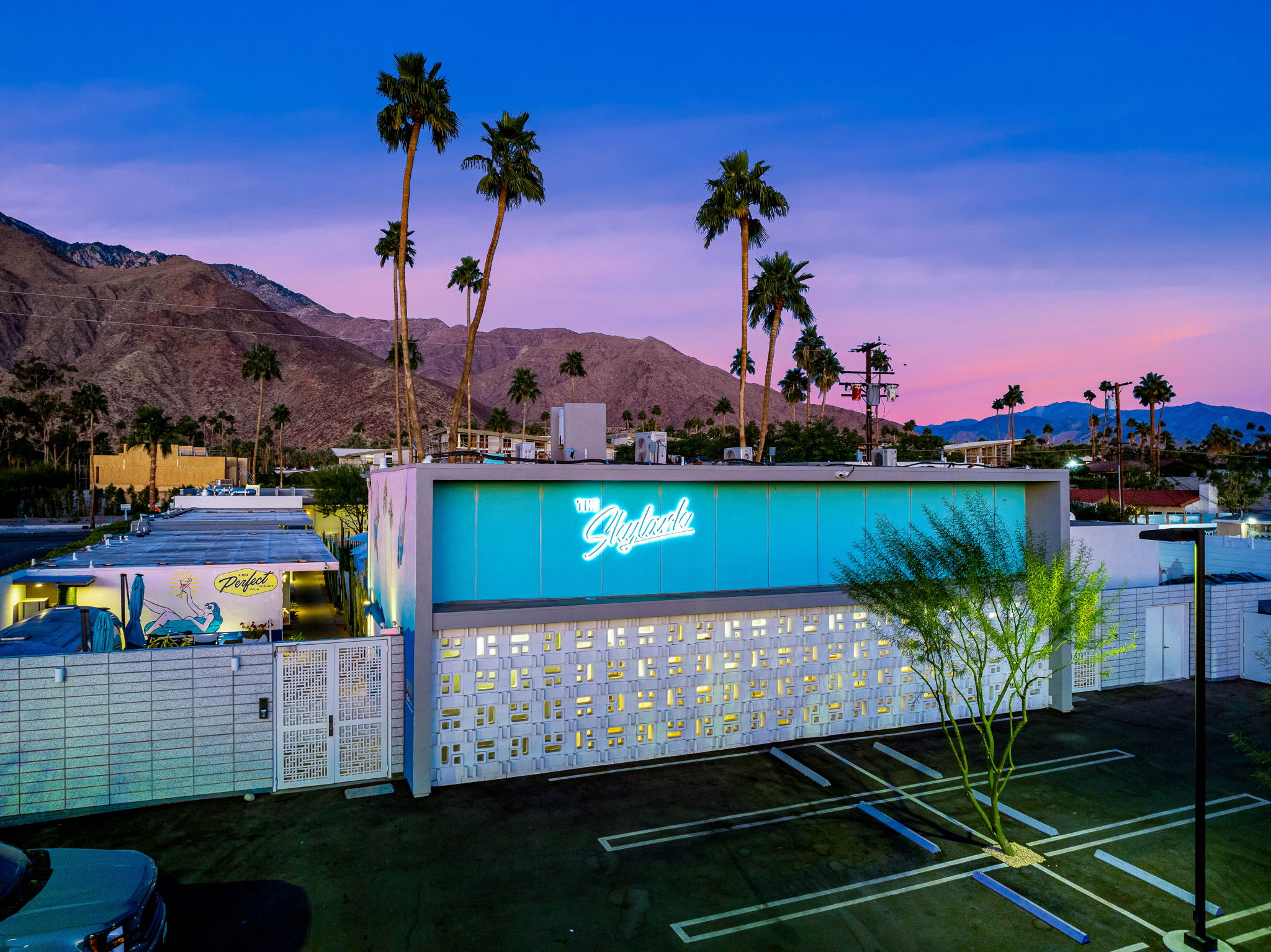the-skylark-exterior-at-dusk
