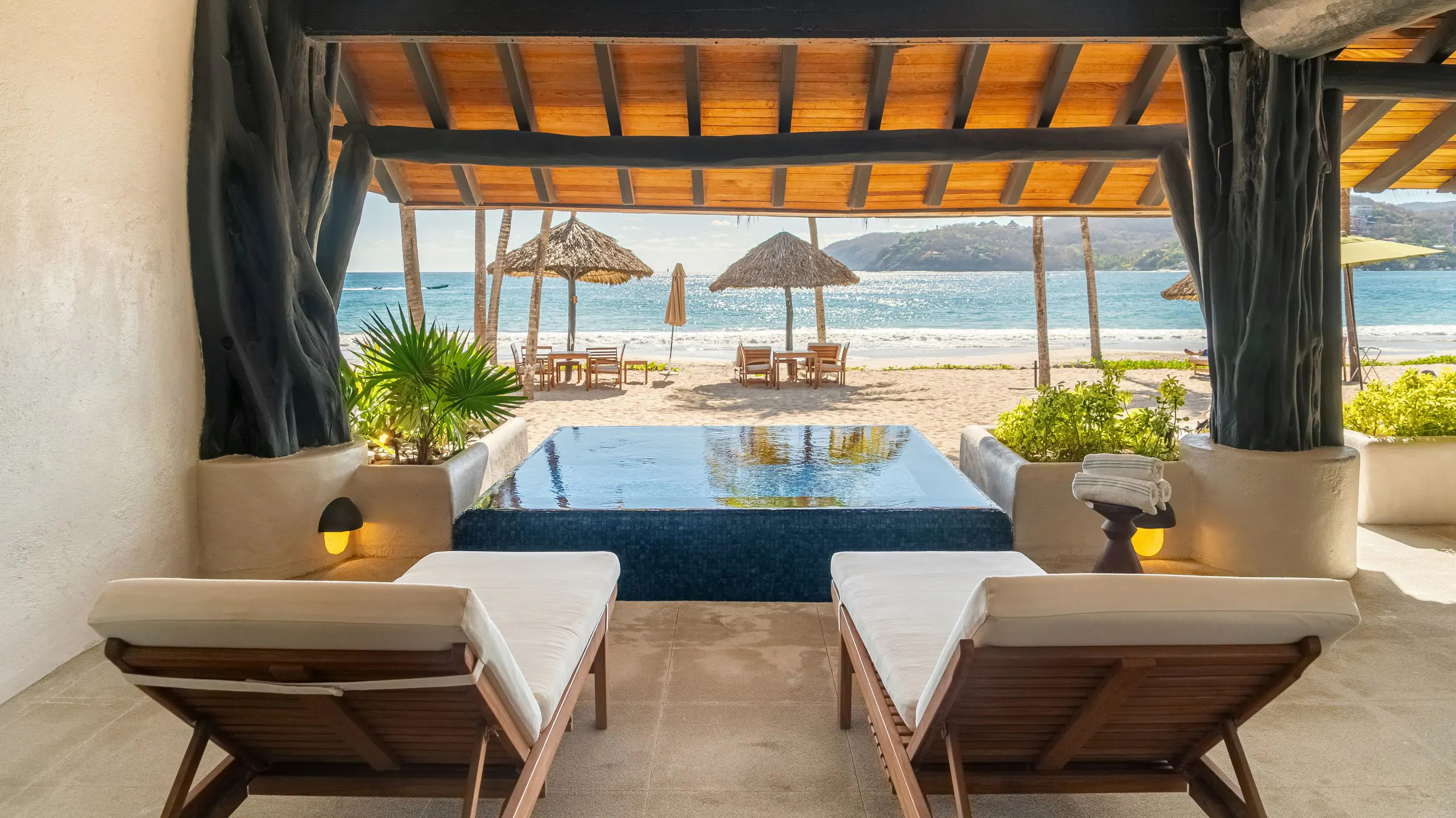 thompson-suite-patio-plunge-pool