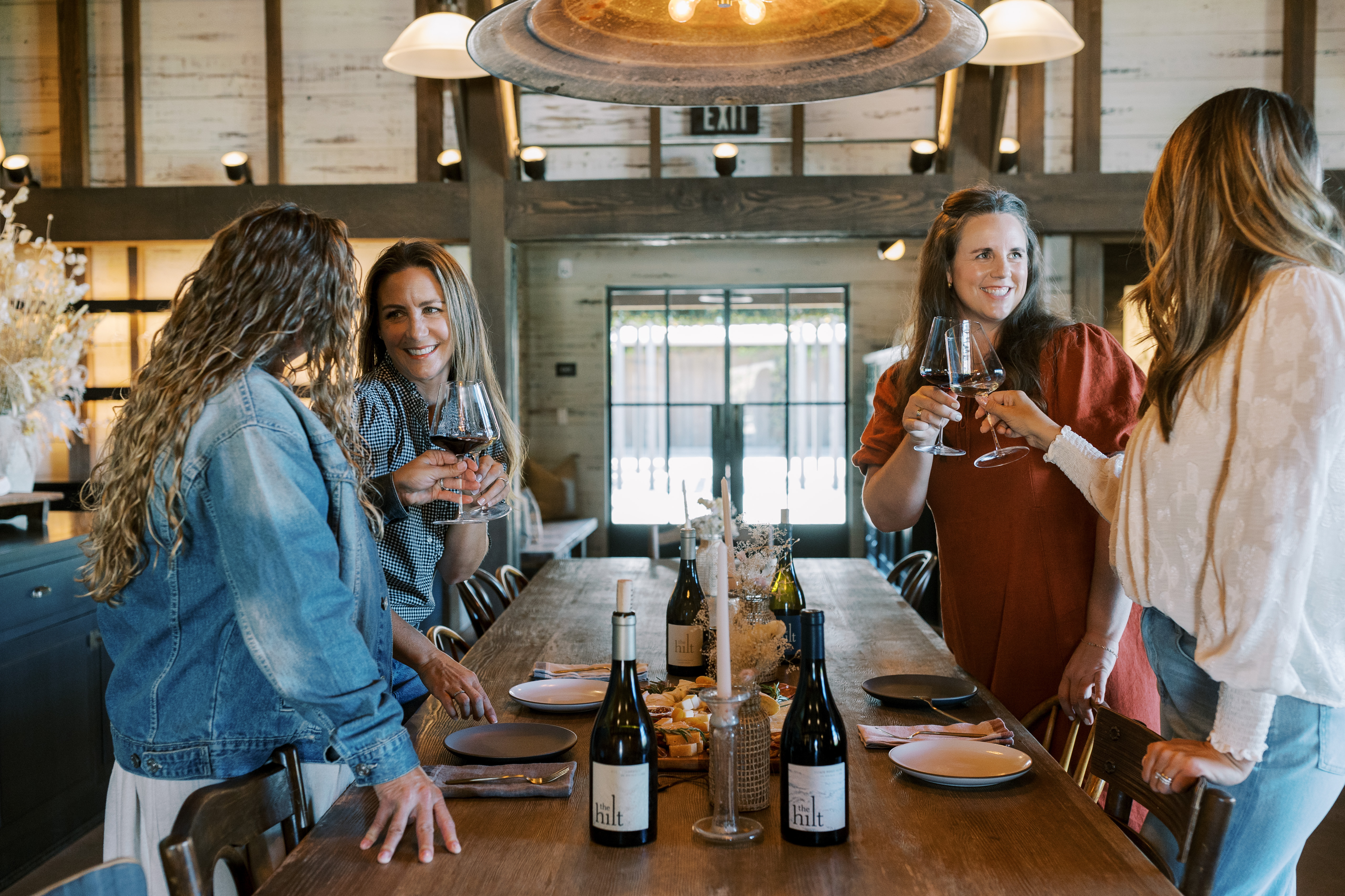tasting-at-the-barn-at-the-hilt-estate
