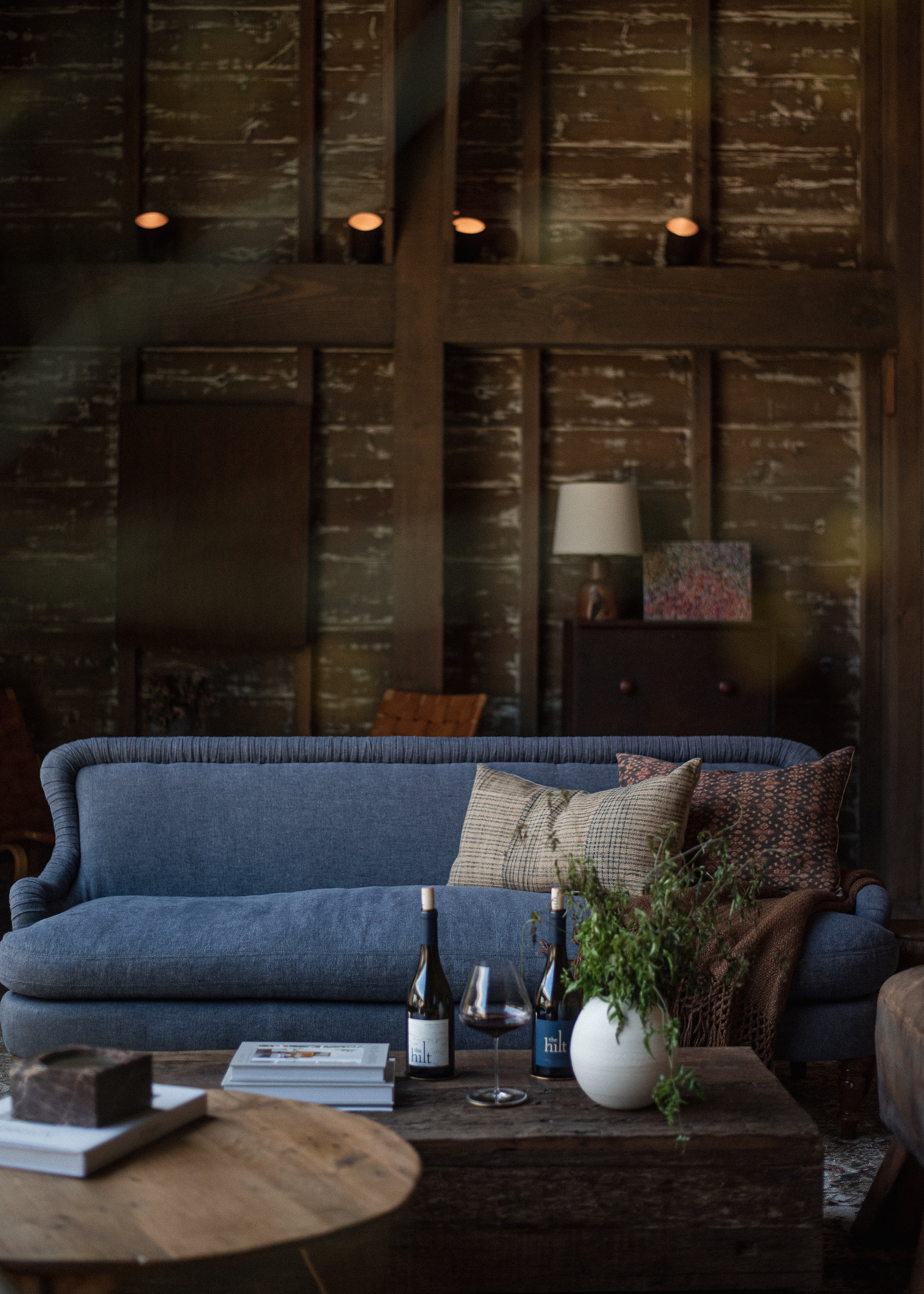 interior-of-the-barn-at-the-hilt-estate