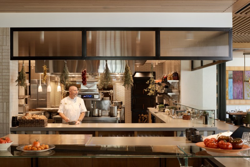Folia Bar & Kitchen