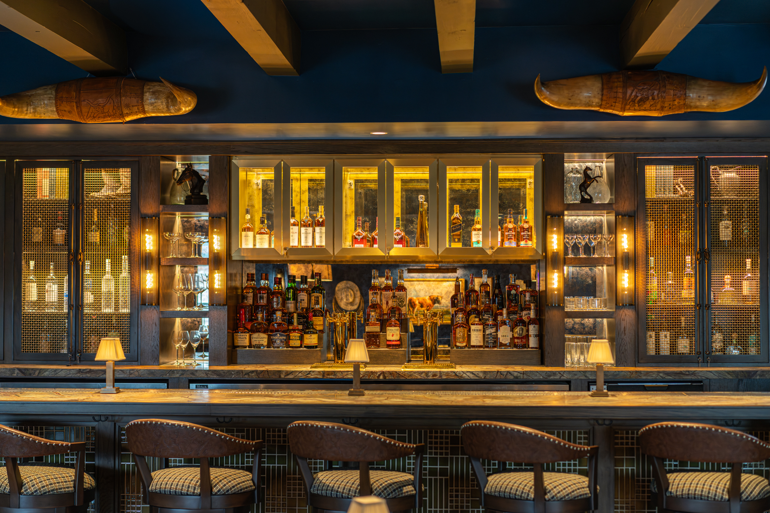 cattlemens-bar-at-paso-robles-inn